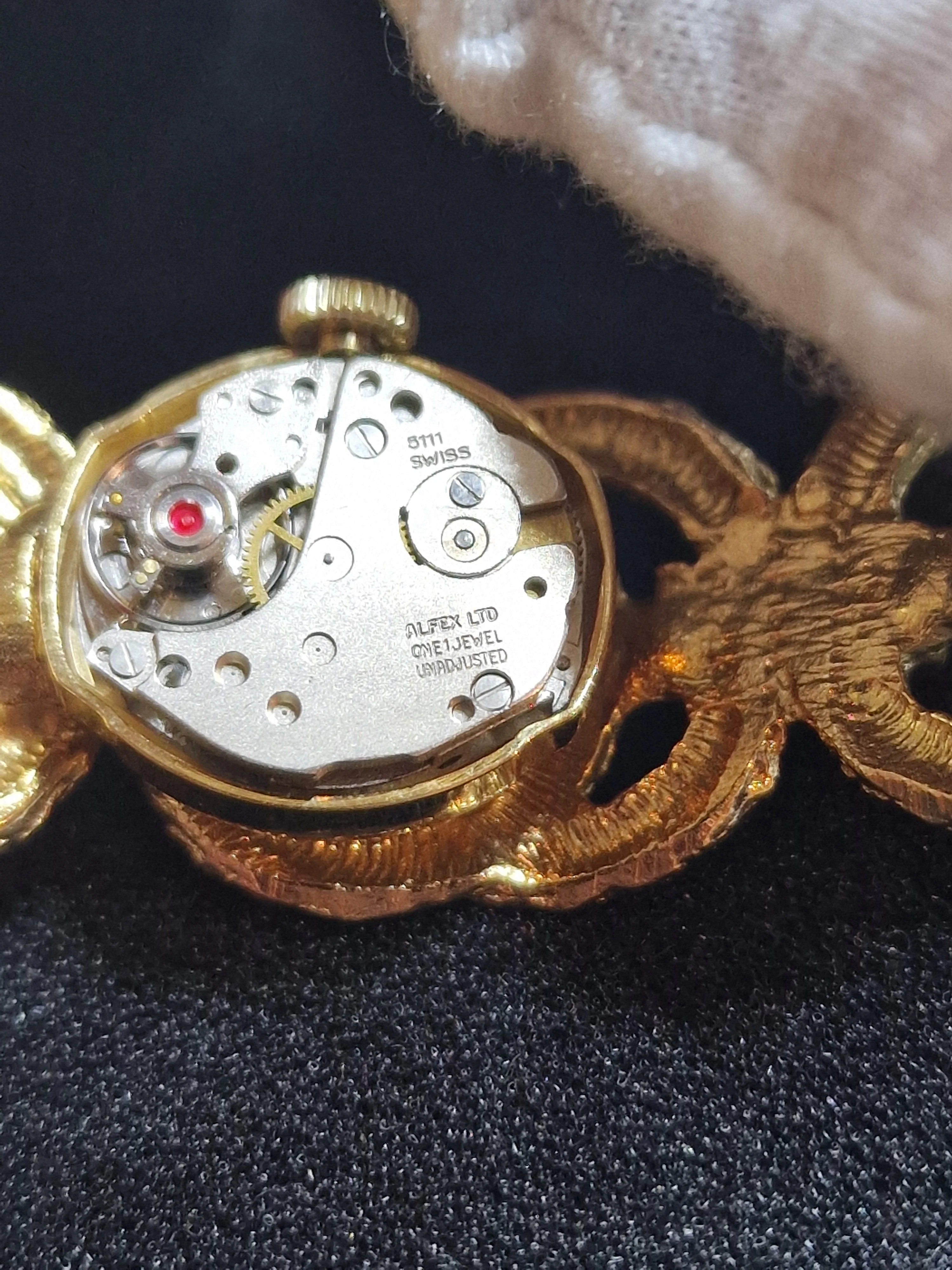 Unworn Vintage Ladies' Clasp Watch "RAVISA" – Swiss Made, Hand-Wound, 1970s, Old Stock 7