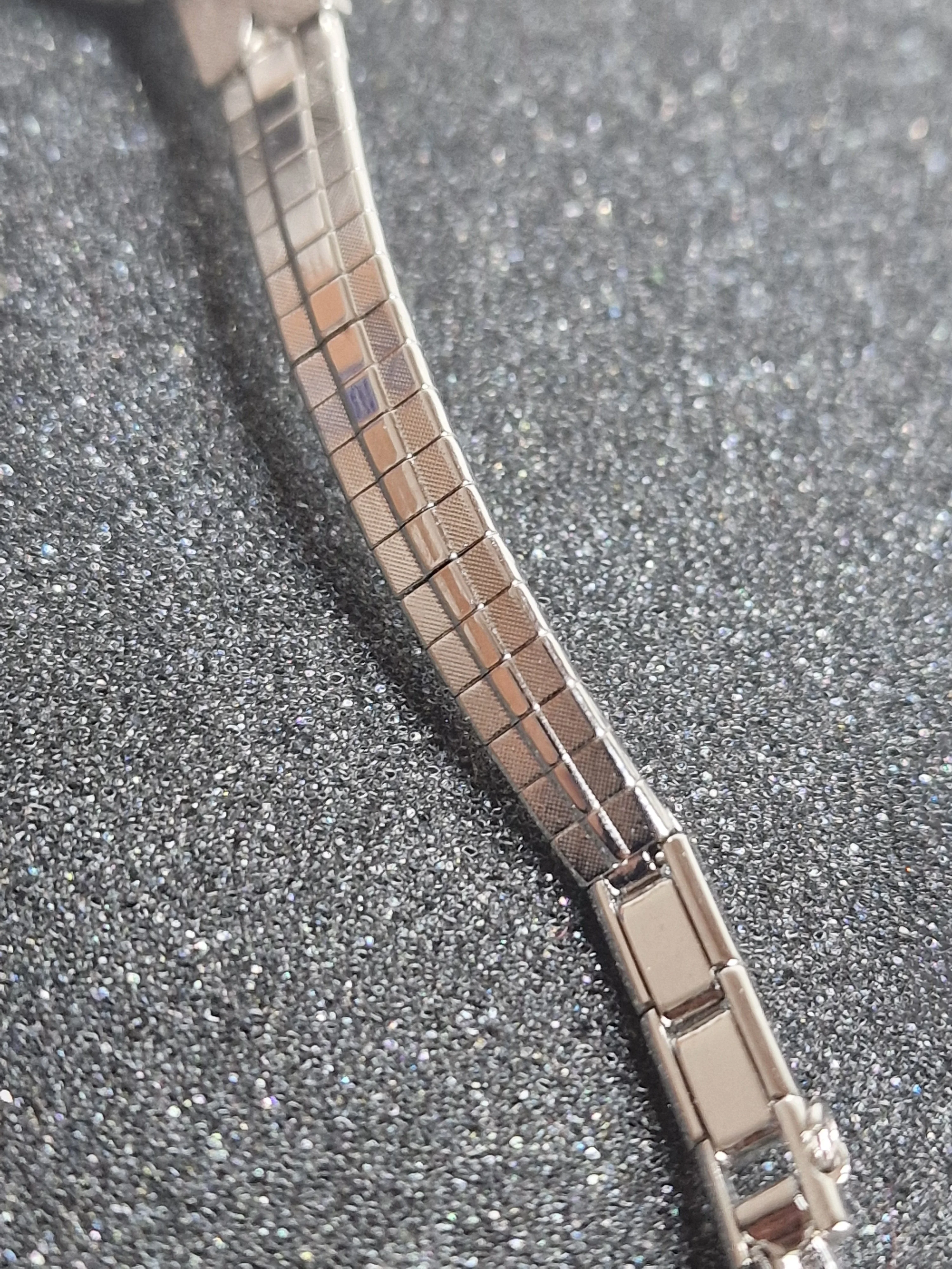 Unworn Vintage Ladies' Jewelry Watch "F.H.B." – Swiss Made, Hand-Wound, Late 1960s 6