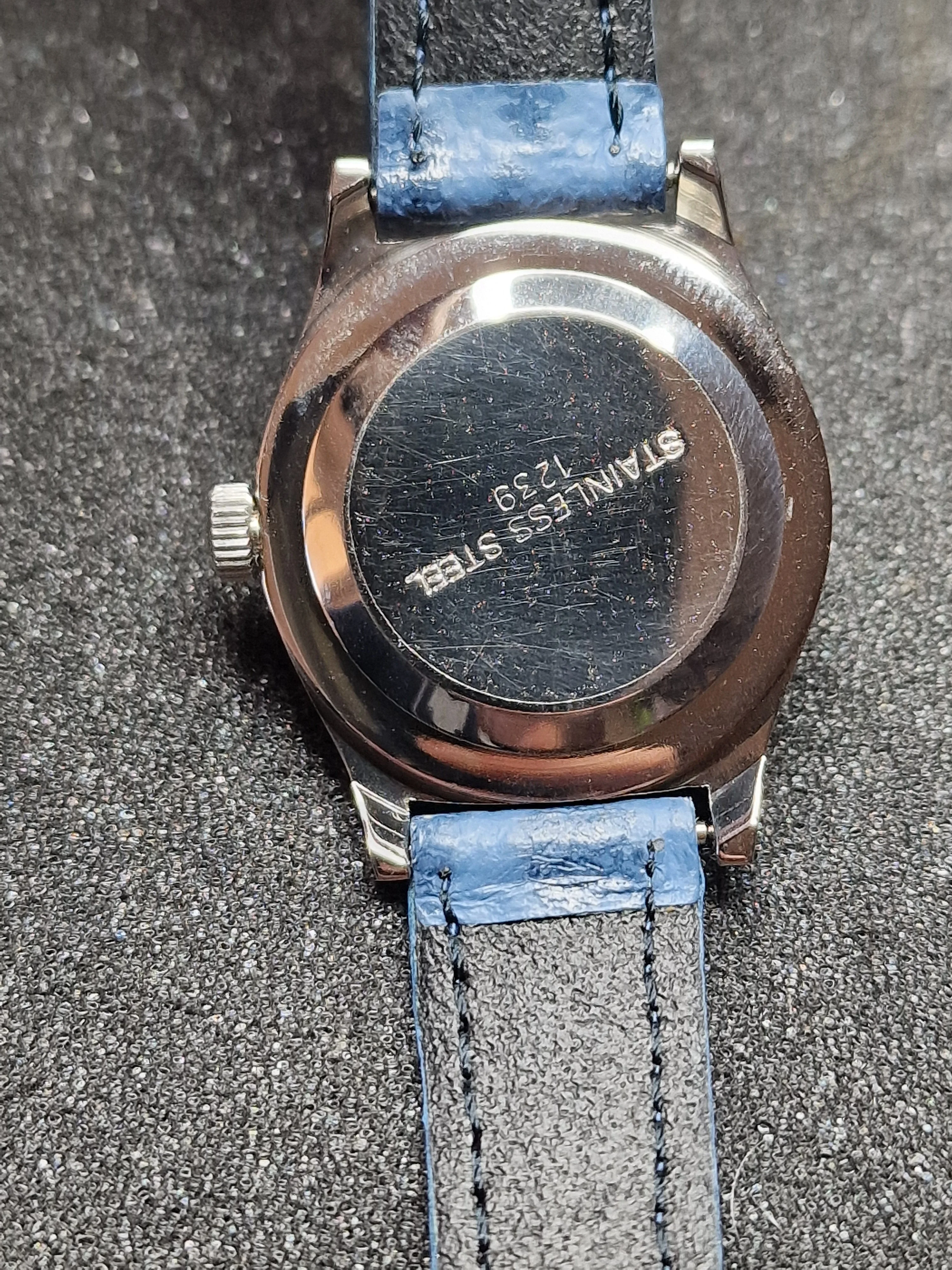 Unworn Vintage Ladies' Watch "AVION" – 1970s, Swiss Made & Ultra Flat 5