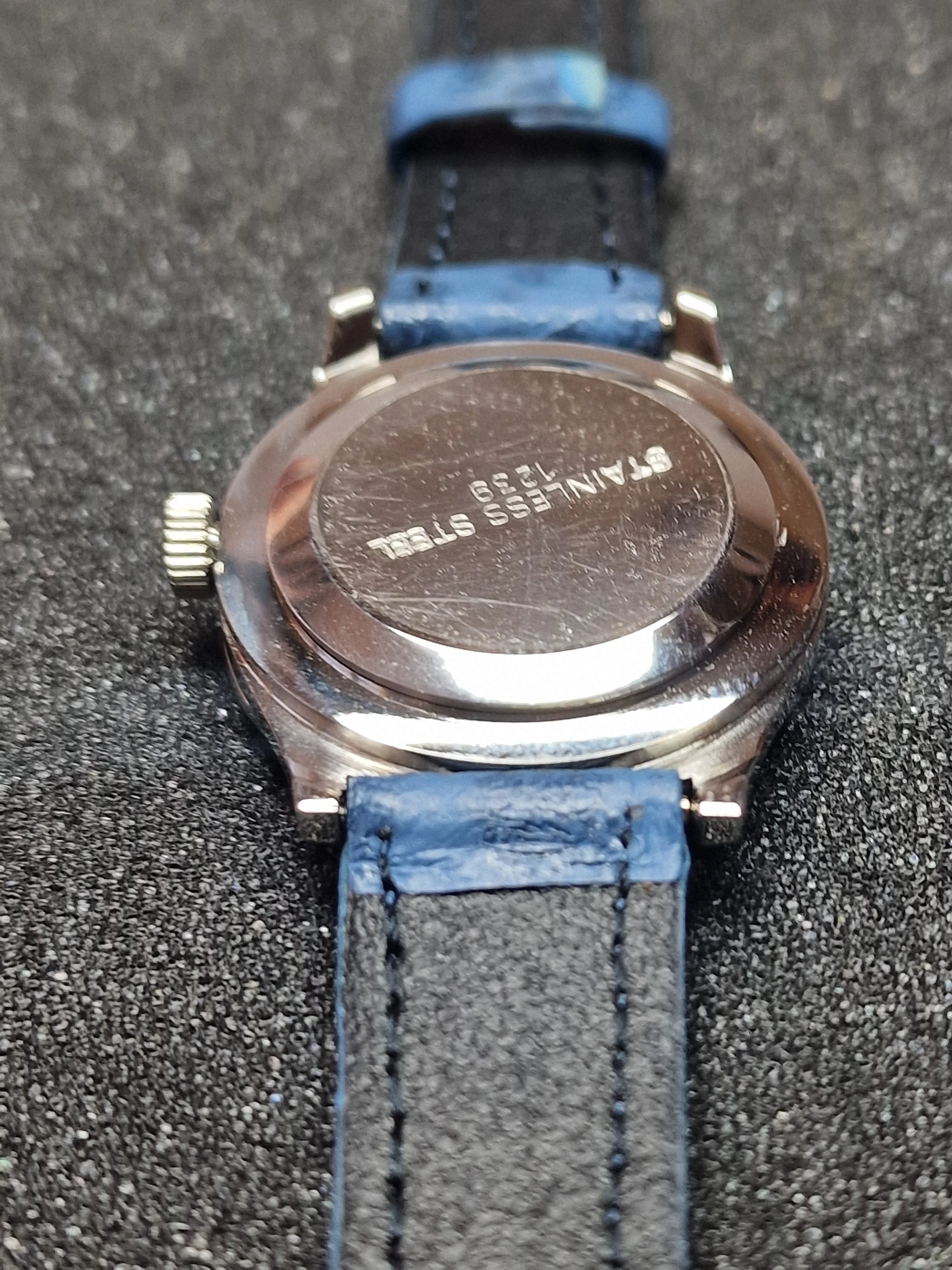 Unworn Vintage Ladies' Watch "AVION" – 1970s, Swiss Made & Ultra Flat 11