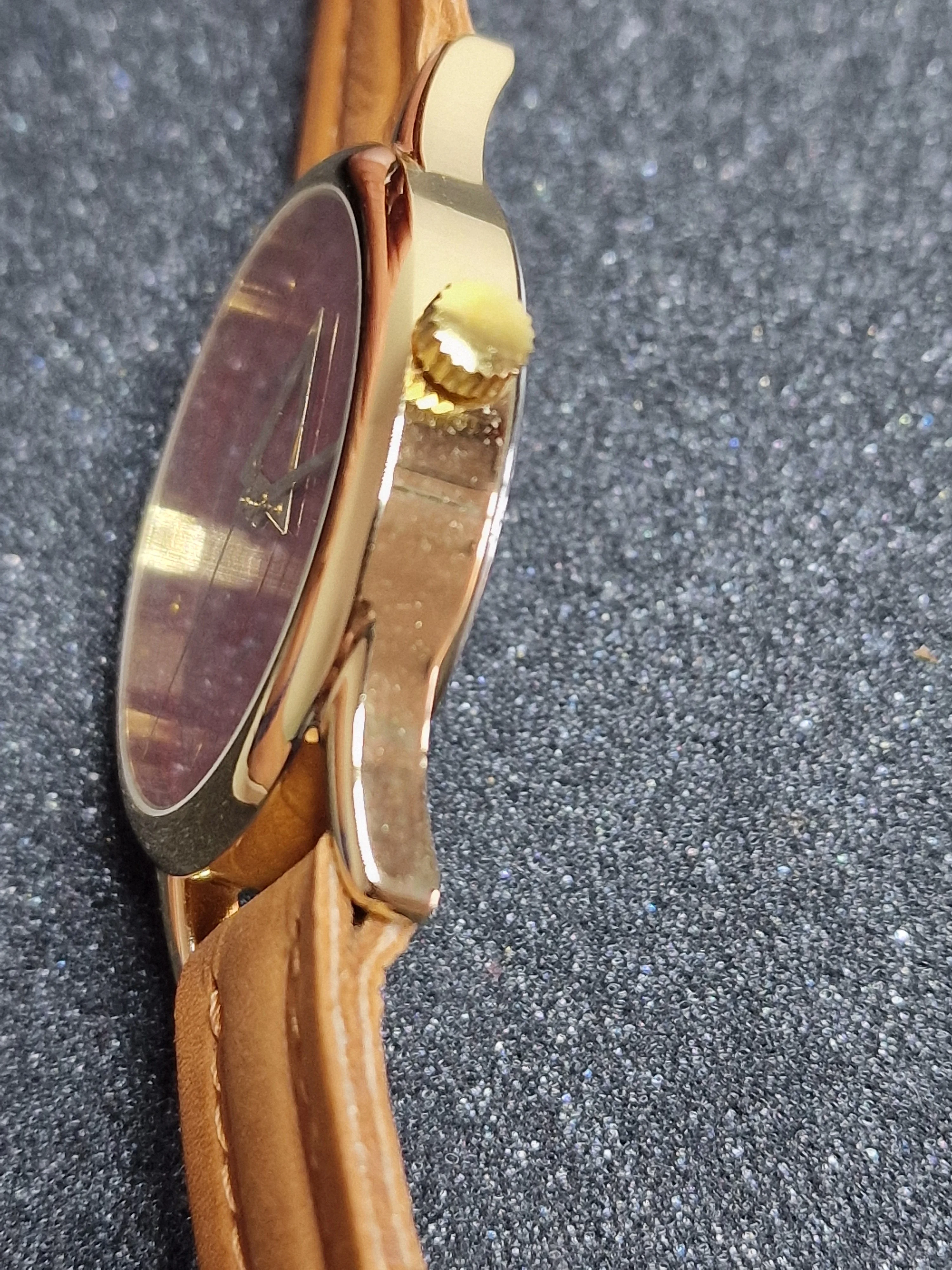 Unworn Vintage Quartz Watch "GENEVE" – Swiss Made, Cattin Movement, 38mm, 80s/90s, Old Stock 4