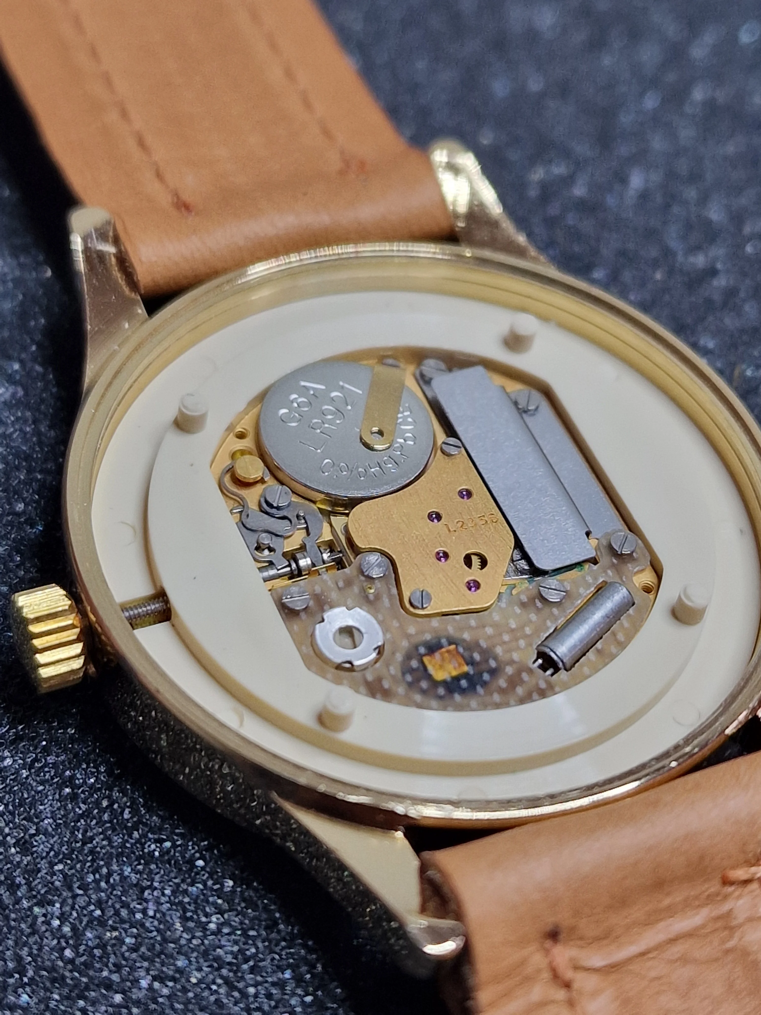 Unworn Vintage Quartz Watch "GENEVE" – Swiss Made, Cattin Movement, 38mm, 80s/90s, Old Stock 7