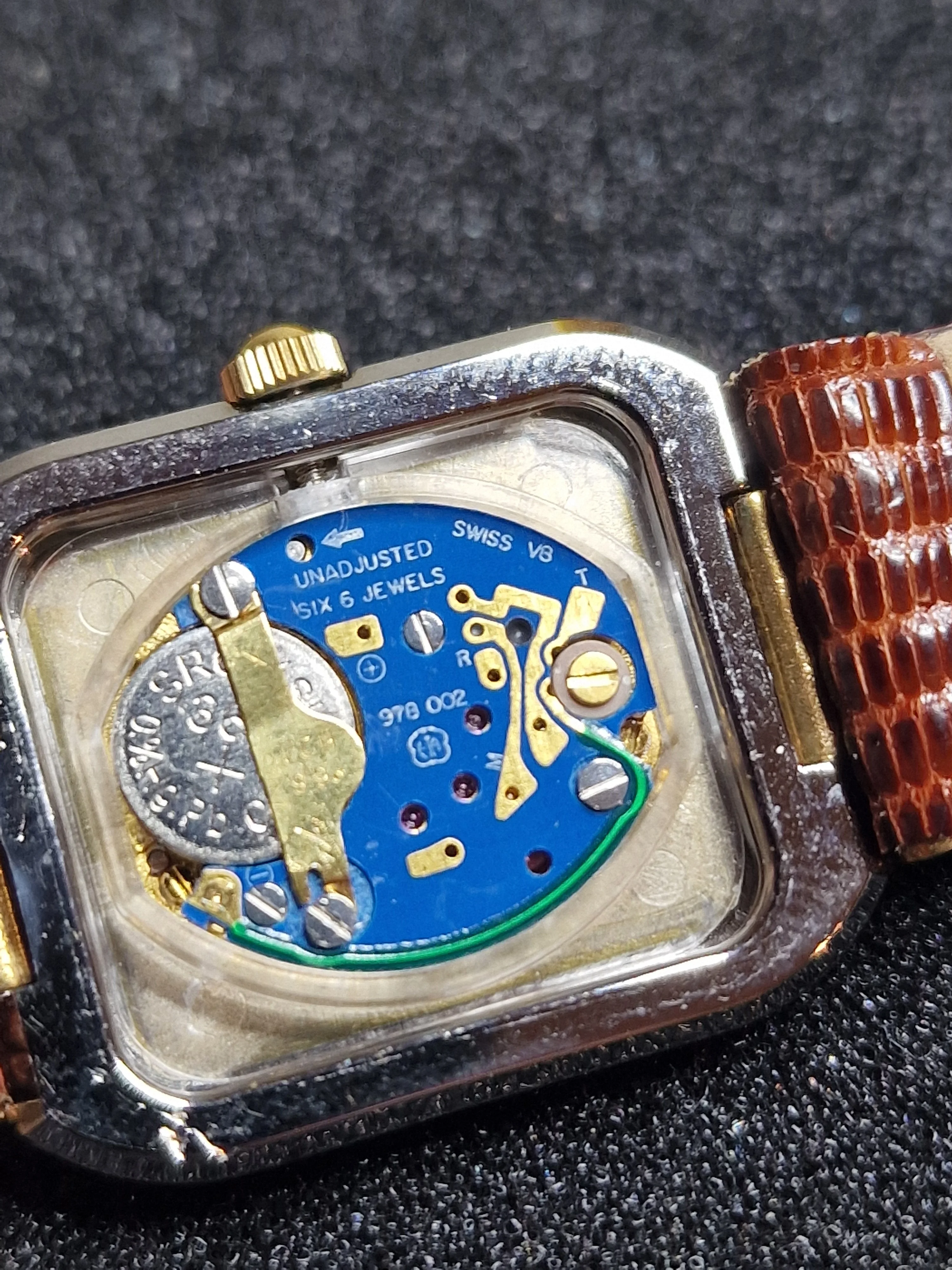 Unworn Vintage Quartz Watch "LOTUS" – Swiss Made, Date Function, 1970s, Old Stock 6