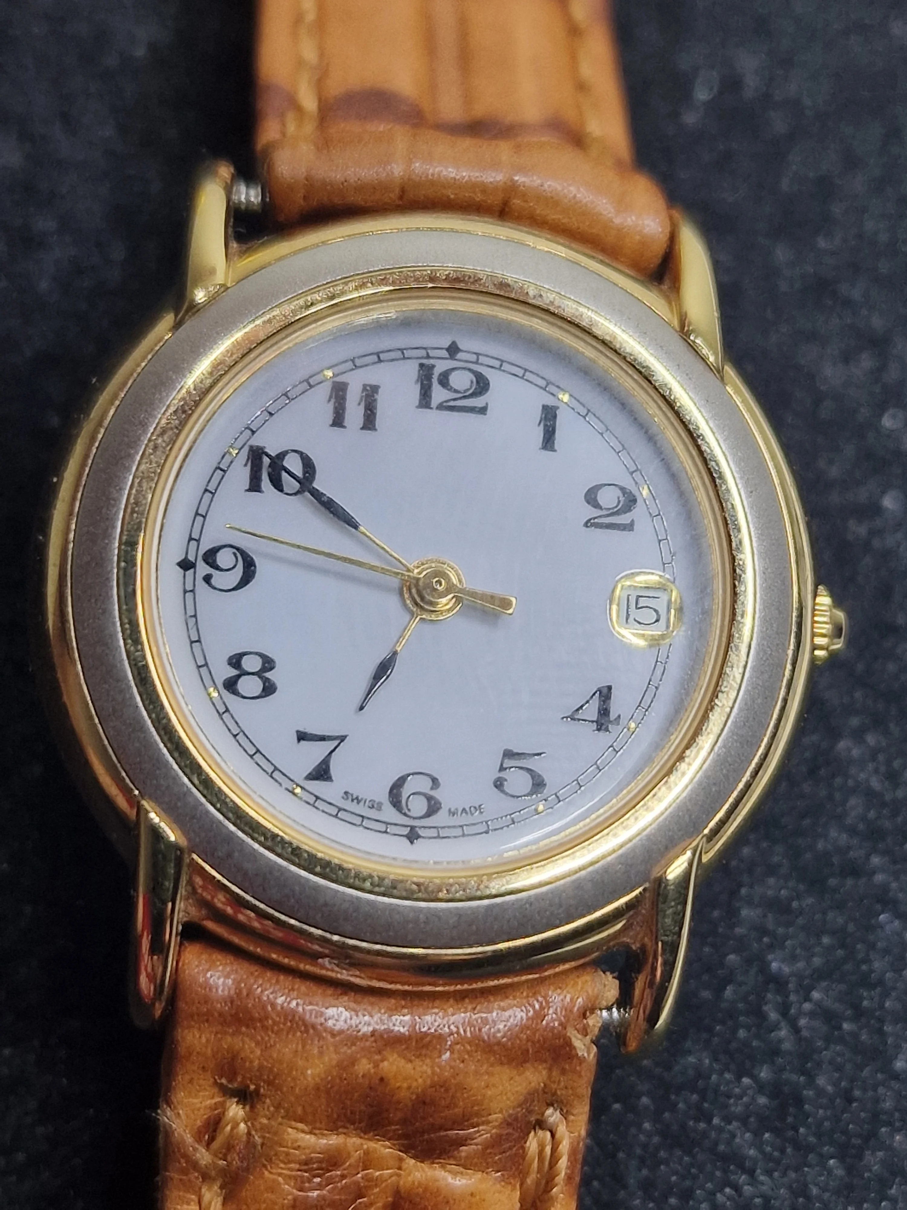 Unworn Vintage Quartz Watch – Swiss Made, 1970s, Gold-Tone, Old Stock 6