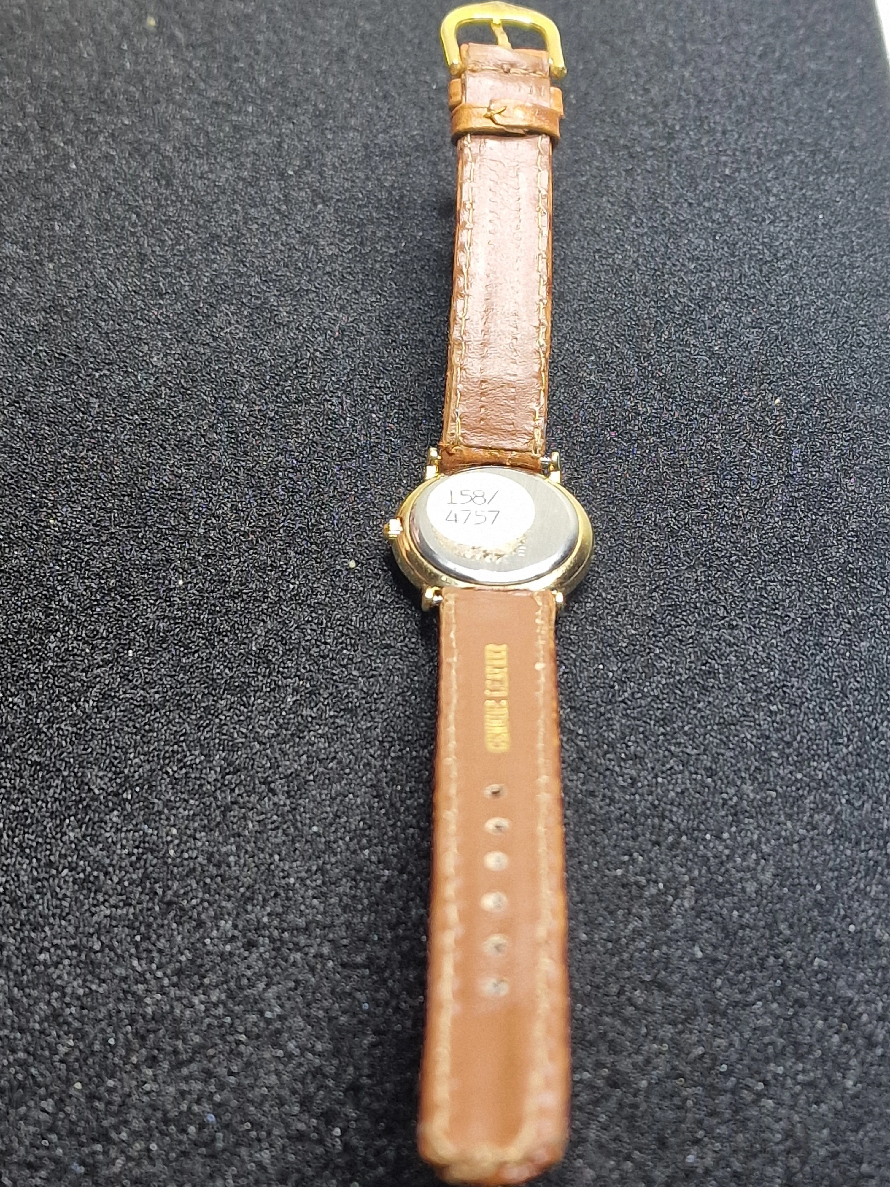 Unworn Vintage Quartz Watch – Swiss Made, 1970s, Gold-Tone, Old Stock 8