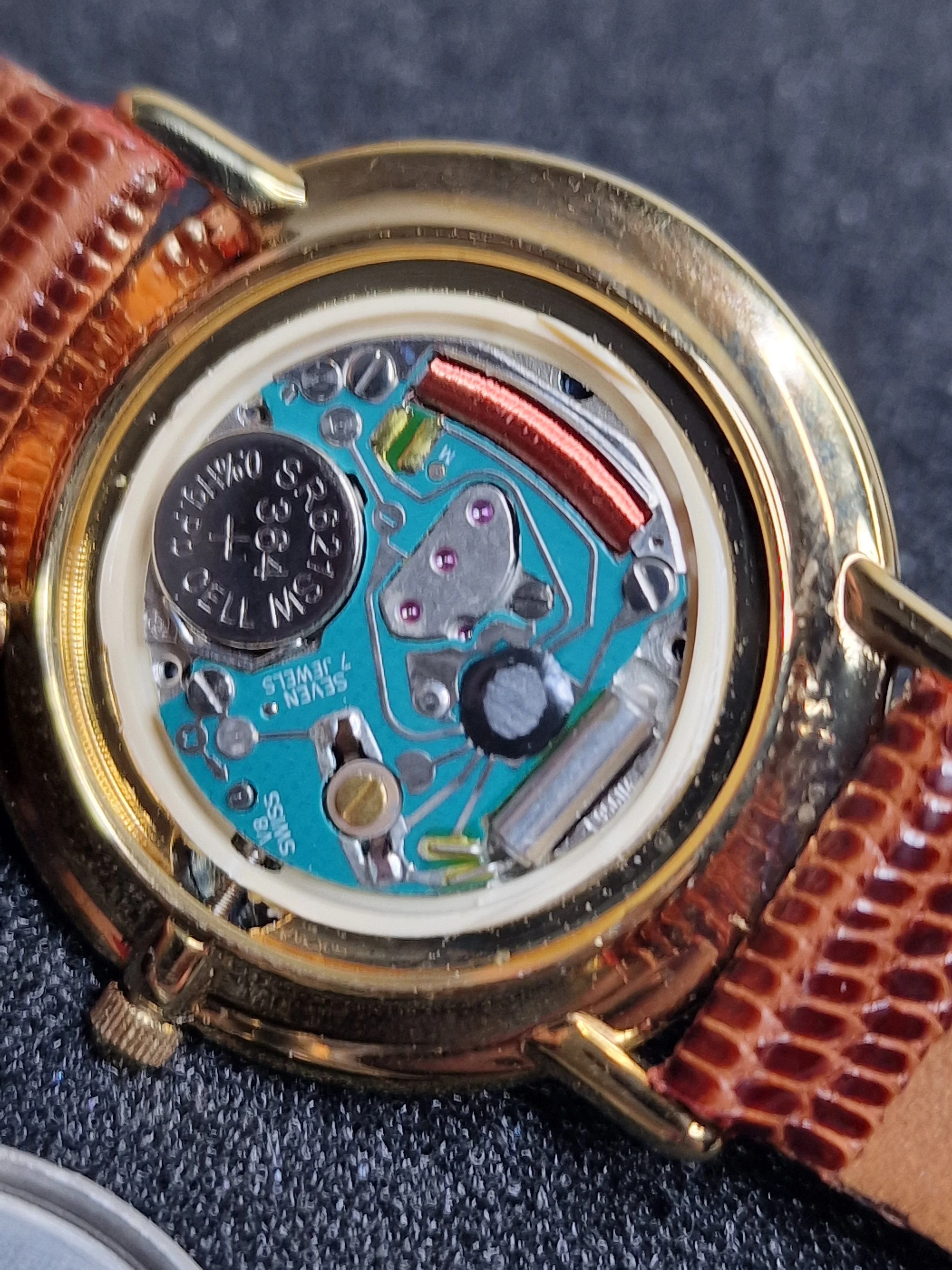 Vintage Men’s Watch – Argiolo Del Gobbo, Firenze – Quartz – Swiss Made – 1980s – 29 x 34mm – NOS 7