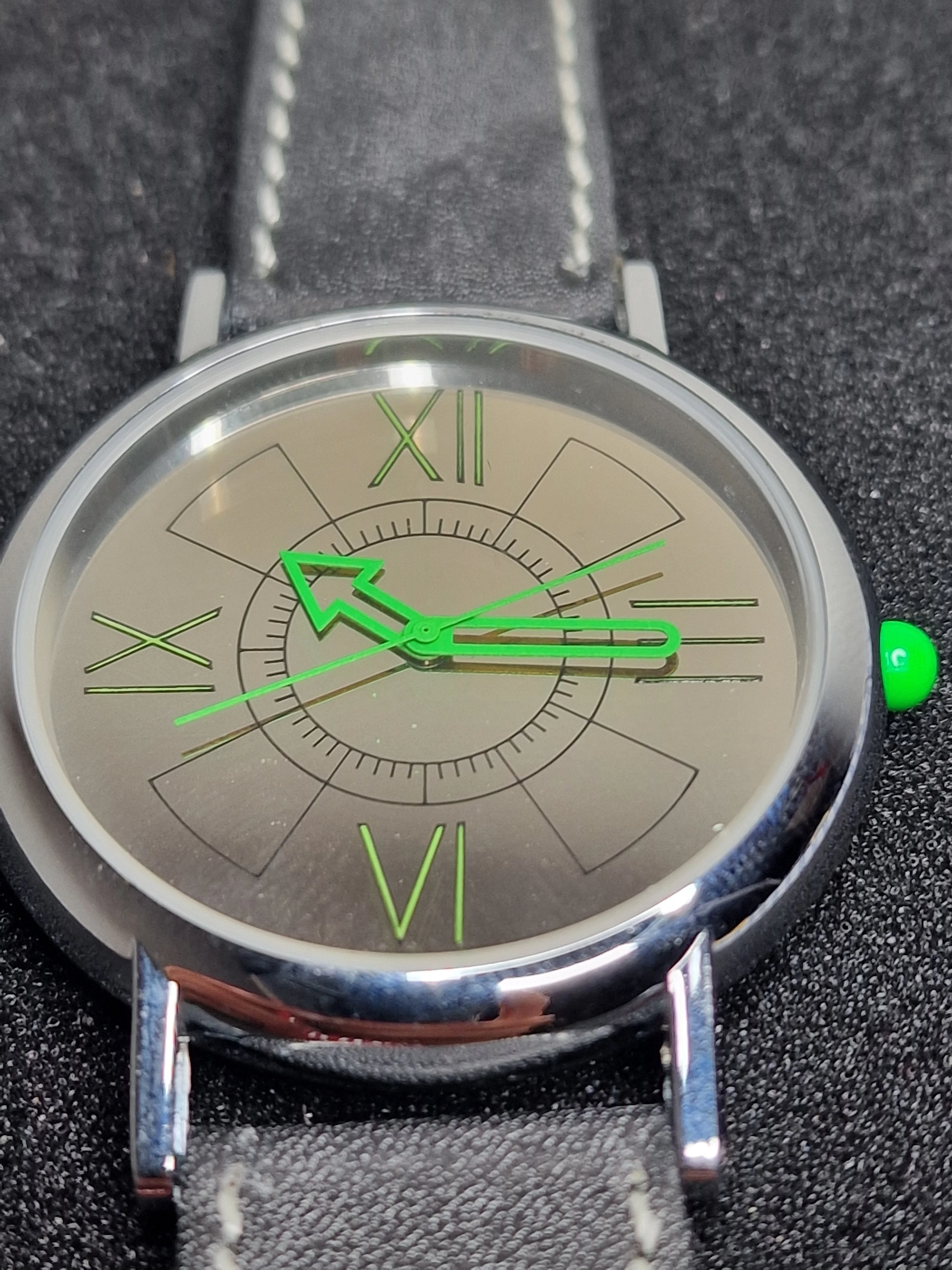 ⌚ Unworn Vintage Quartz Watch – Swiss Made | Cattin Movement | 80s–90s | 42mm | NOS 1