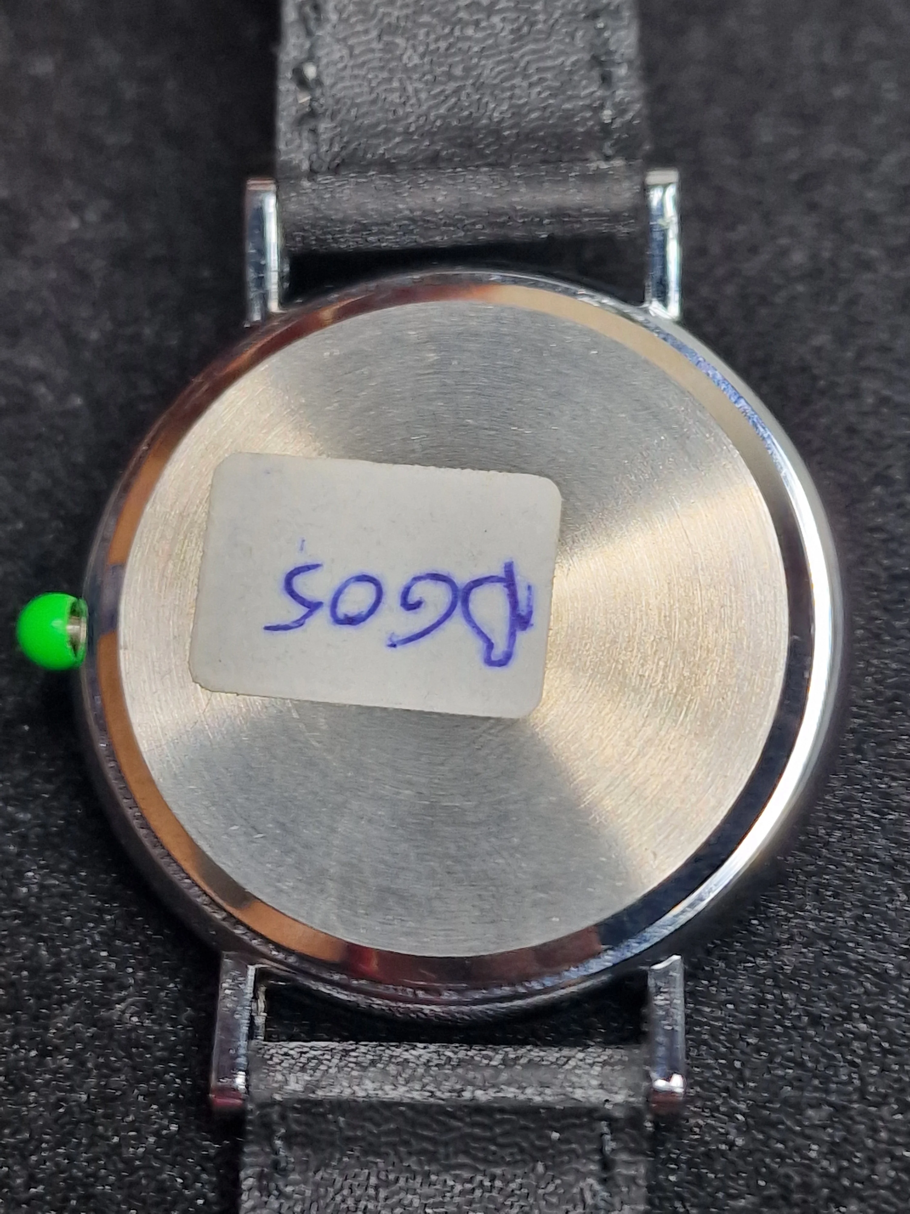 ⌚ Unworn Vintage Quartz Watch – Swiss Made | Cattin Movement | 80s–90s | 42mm | NOS 8