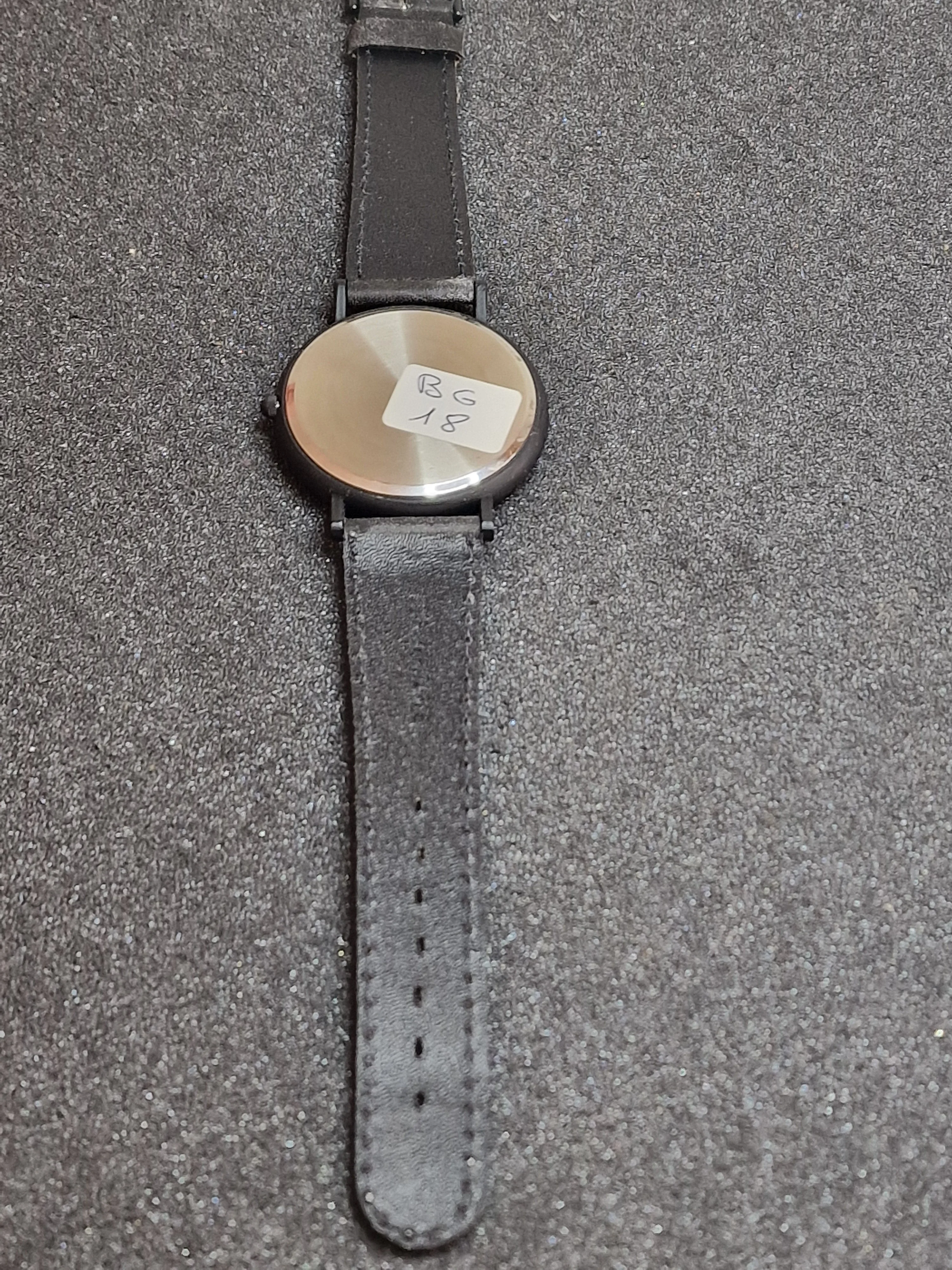⌚ Unworn Vintage Quartz Watch – Swiss Made, Cattin Movement, 42mm, 80s/90s, Old Basel Stock 9