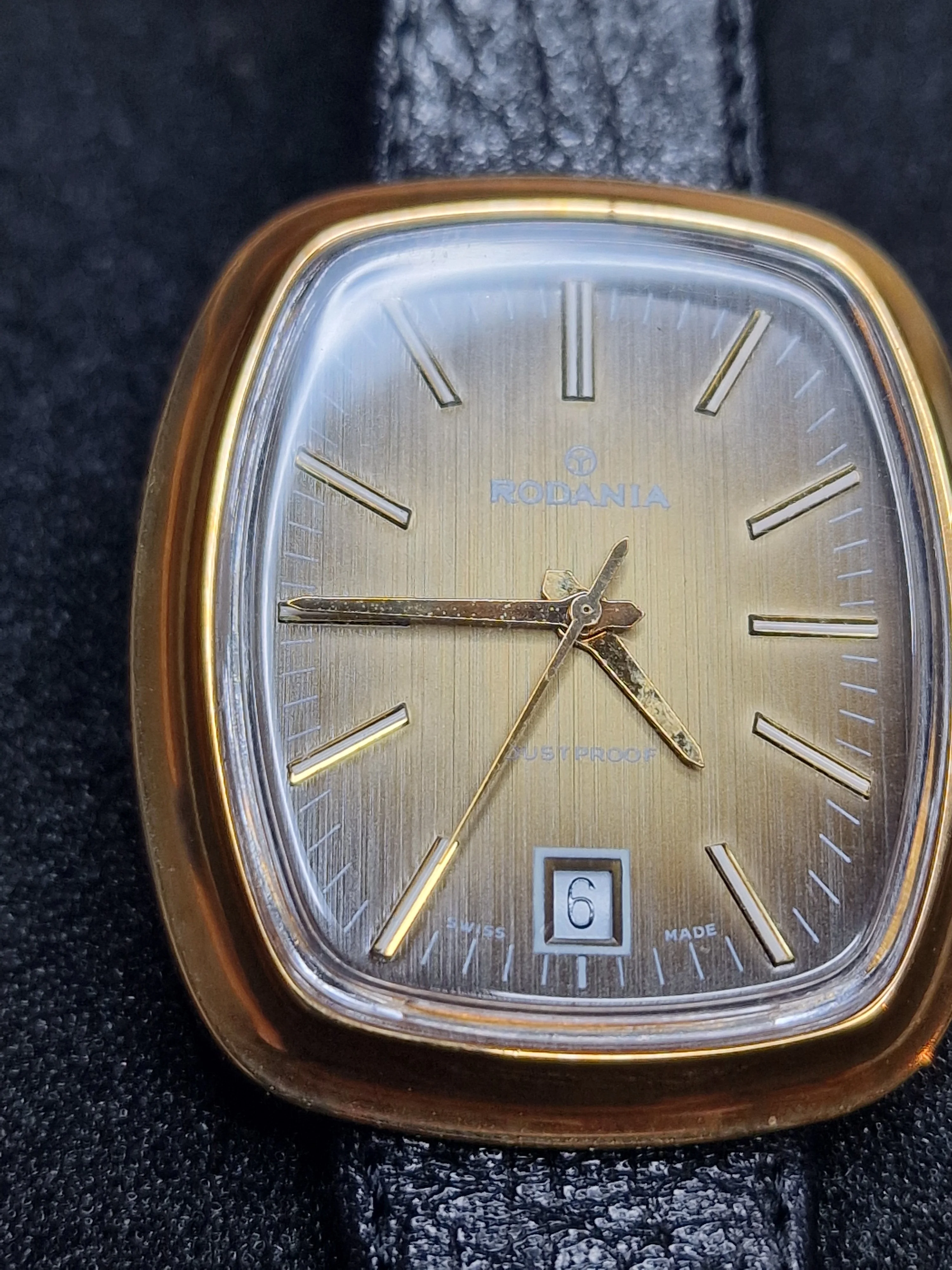 Unworn Vintage Rodania Watch – Swiss Made – Hand-Wound – 1960s – Gold-Tone – NOS 4