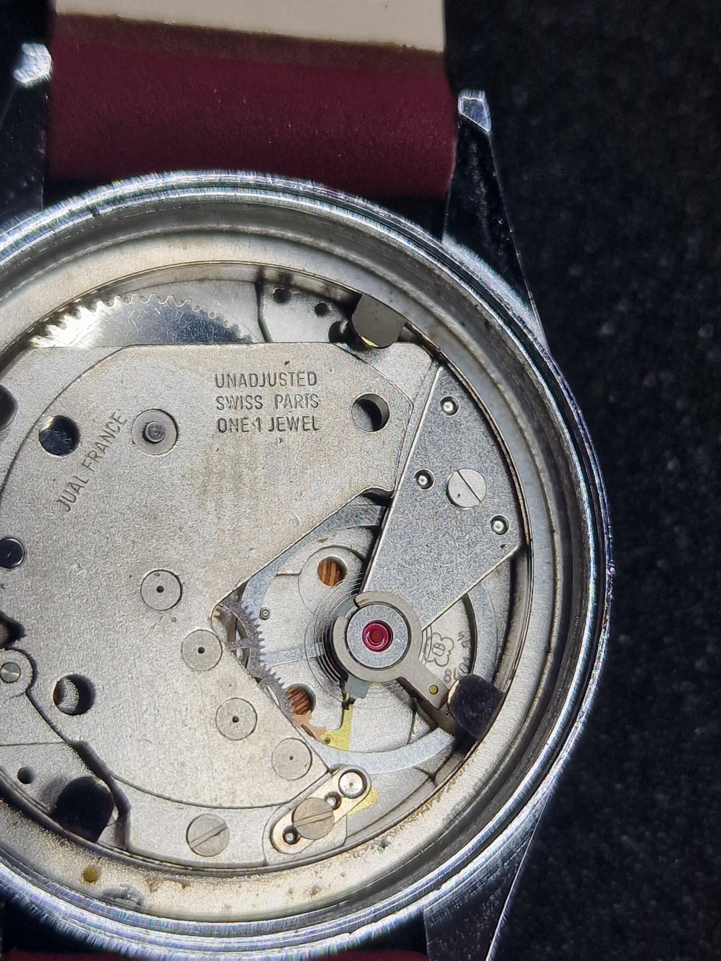 Unworn Vintage Watch "IRAK" – Swiss Made, Hand-Wound, 1960s, Old Stock 12