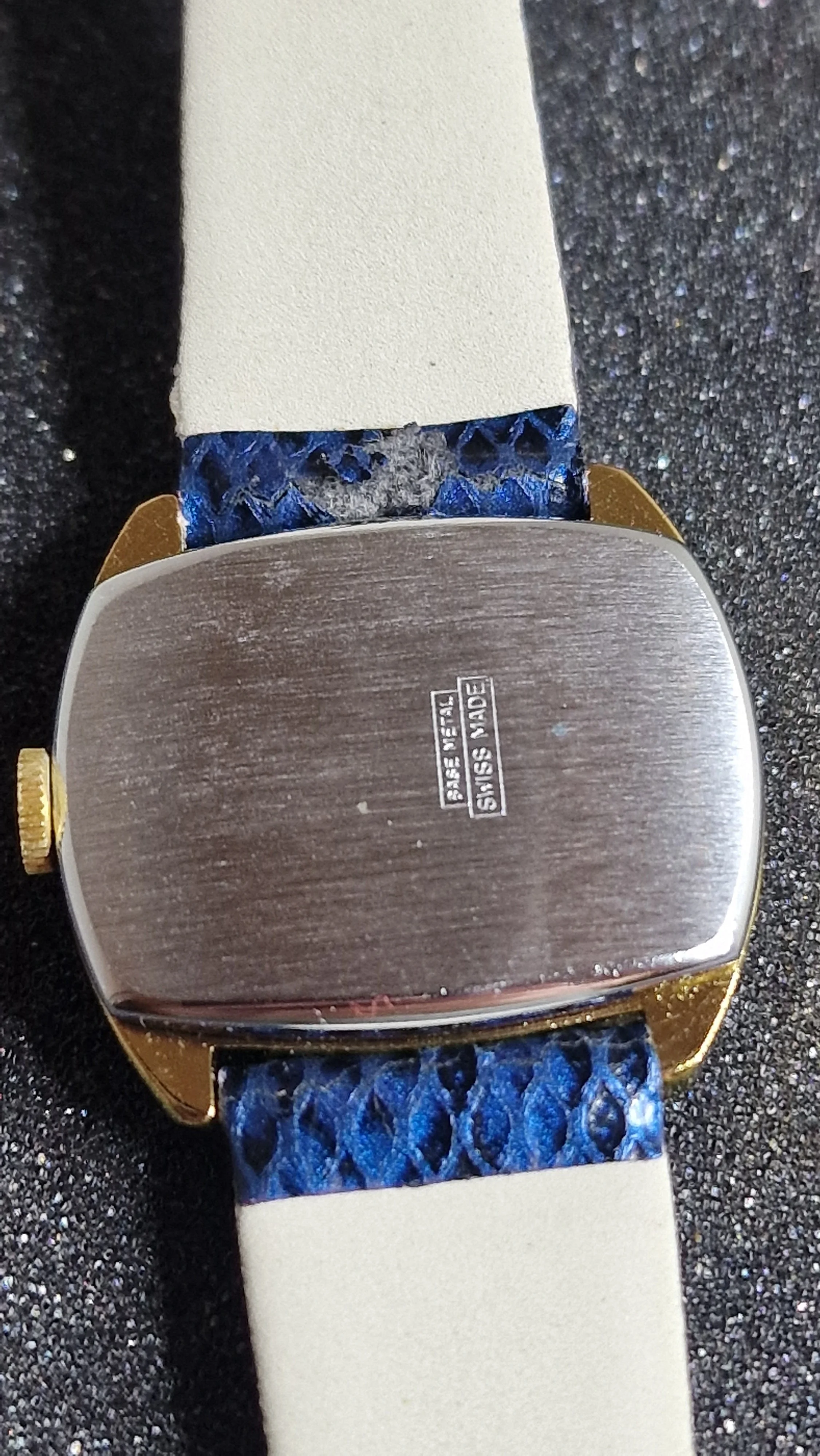 Unworn Vintage Watch "TIAnO" – Swiss Made for Japan, 80s/90s, Hand-Wound, Super Flat 11