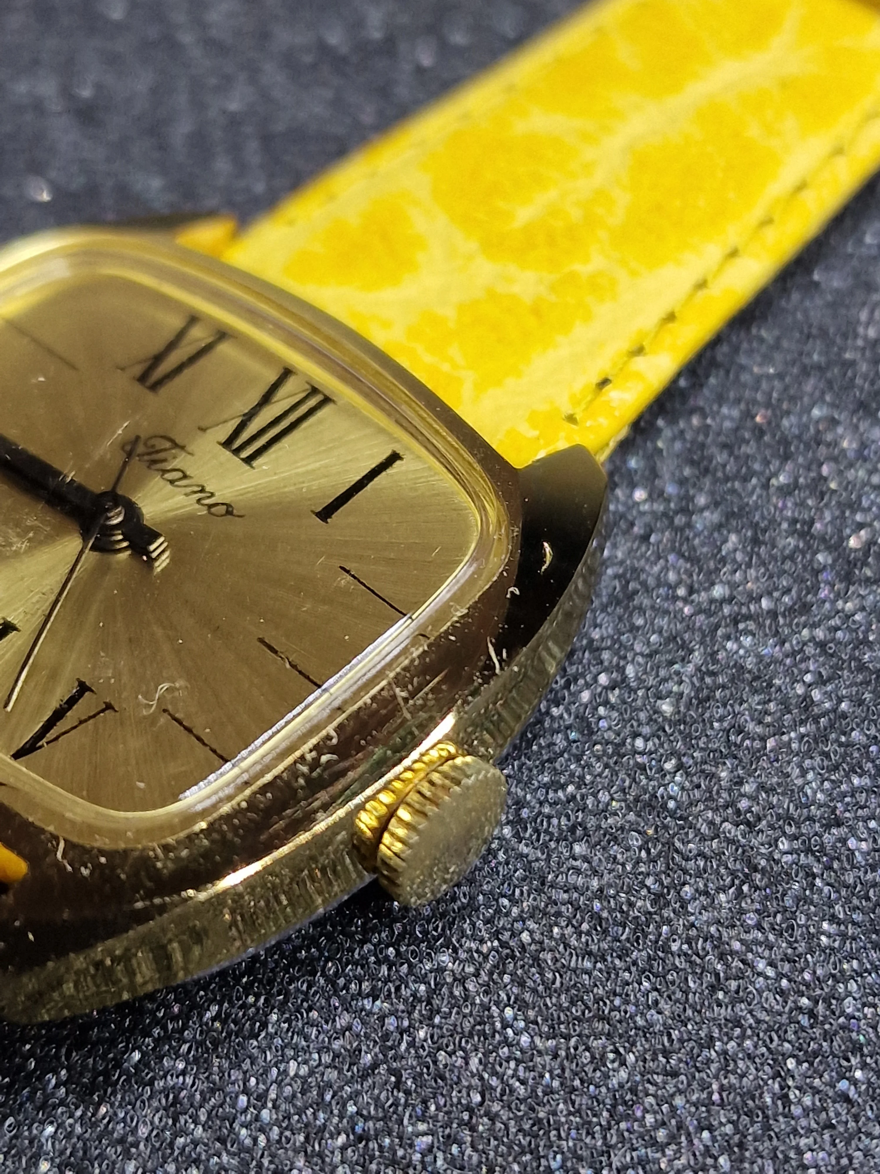 Unworn Vintage Watch "TIANO" – Swiss Made for Japan, Hand-Wound, 80s/90s, Ultra Slim 6
