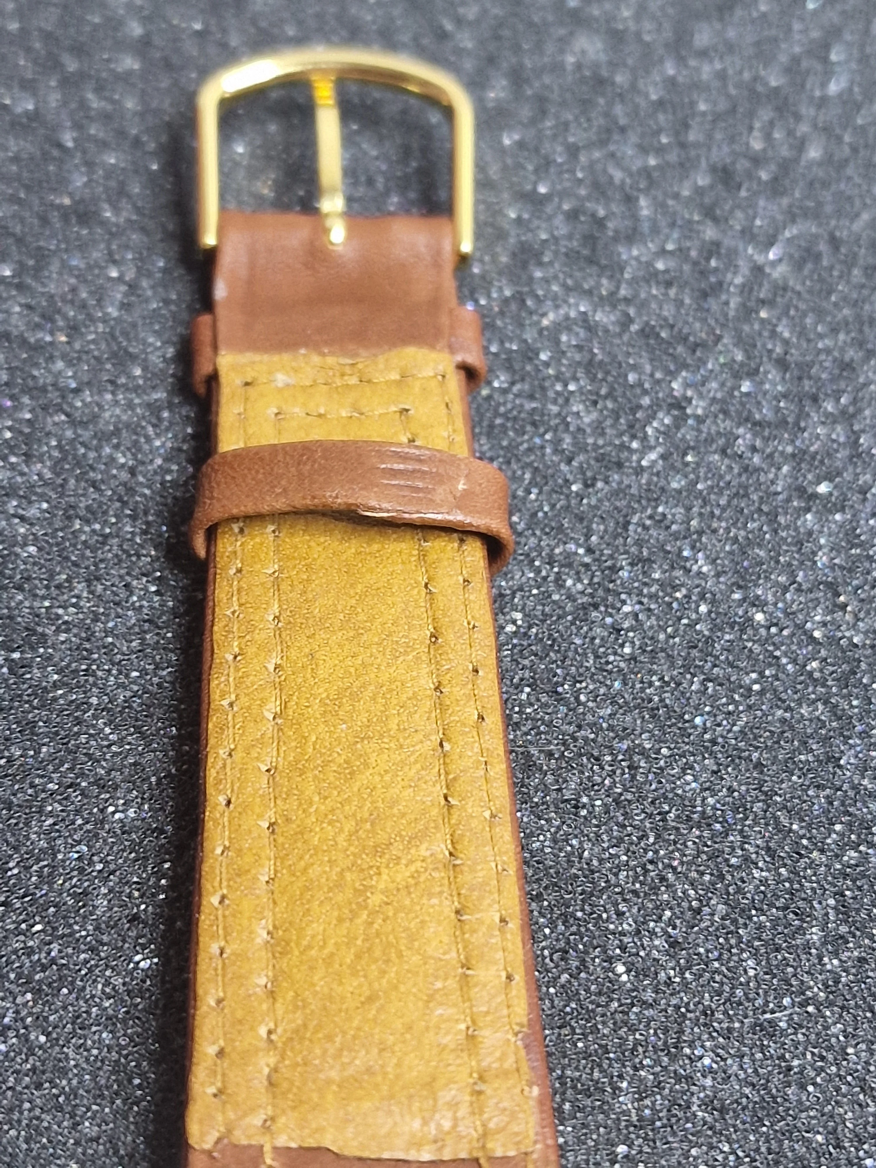Unworn Vintage Watch "WILSON" – Swiss Made, Hand-Wound, 1960s, Old Stock 17