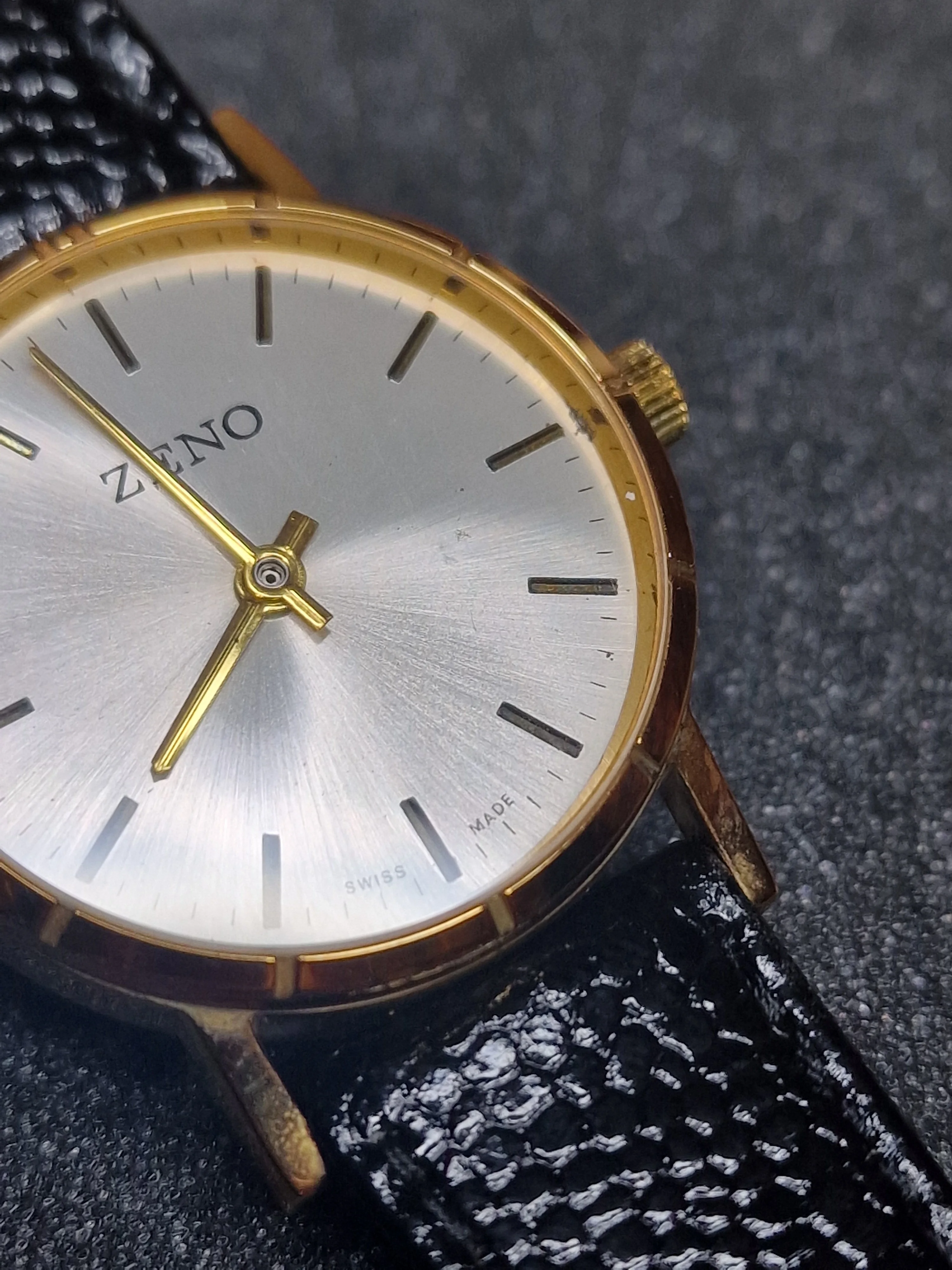 Unworn Vintage Watch "Zeno Basel" – Swiss Made, Hand-Wound, 70s/80s, Ultra Flat 5