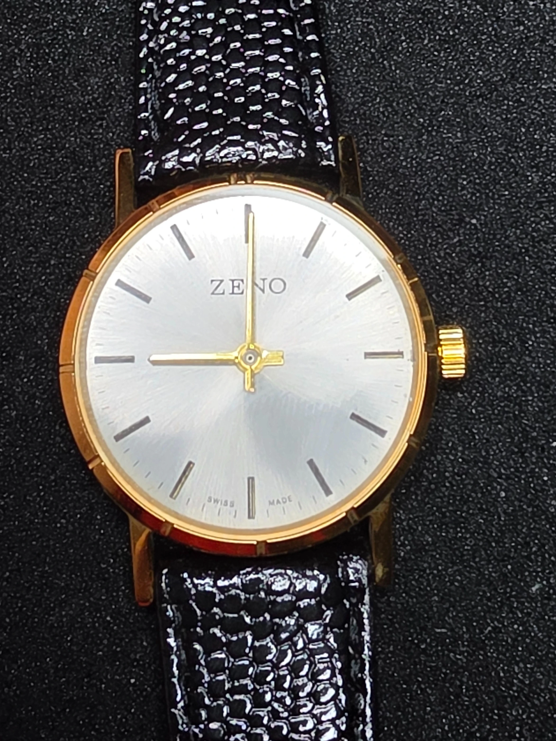 Unworn Vintage Watch "Zeno Basel" – Swiss Made, Hand-Wound, 70s/80s, Ultra Flat