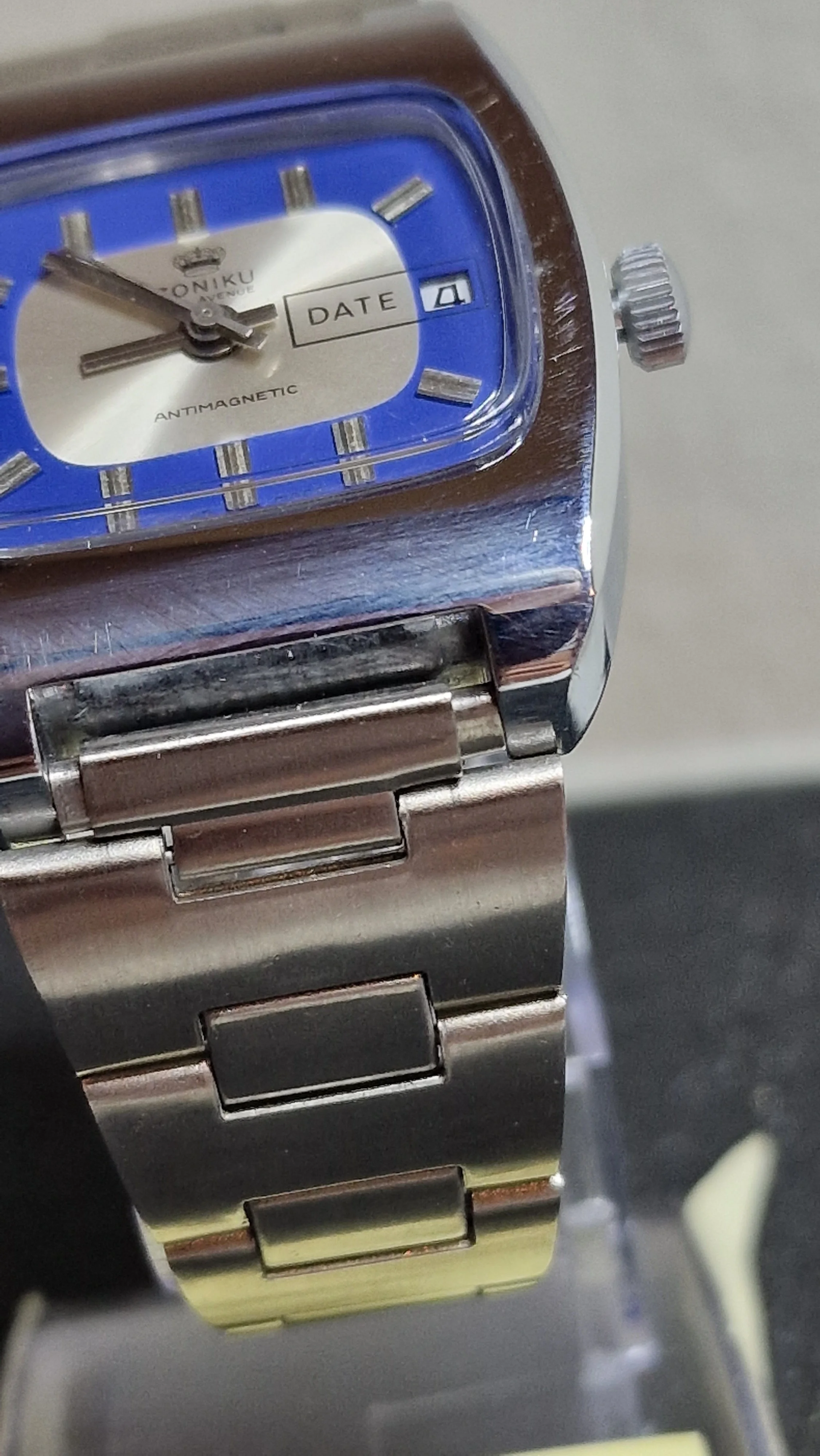 Unworn Vintage Watch "ZONIKU" – Swiss Made, Hand-Wound, 1960s or Older, Old Stock 5