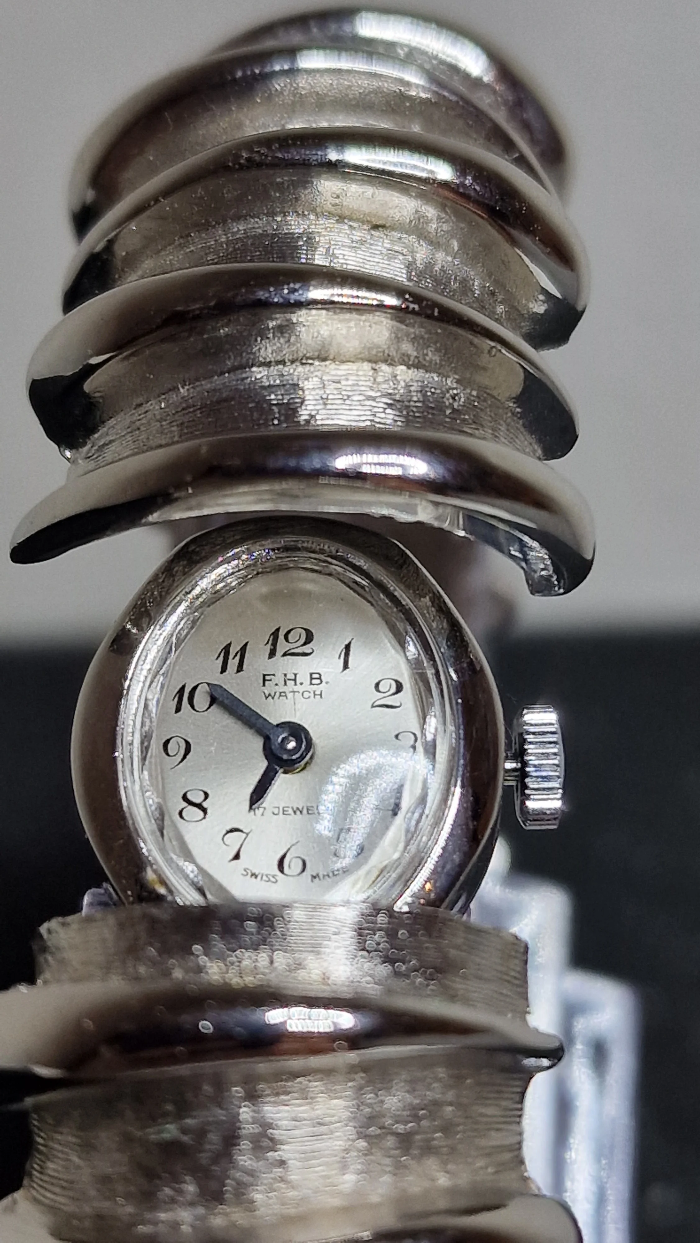 Unworn Vintage Women’s Clasp Watch "F.H.B." – Swiss Made, Hand-Wound, Late 1970s 9