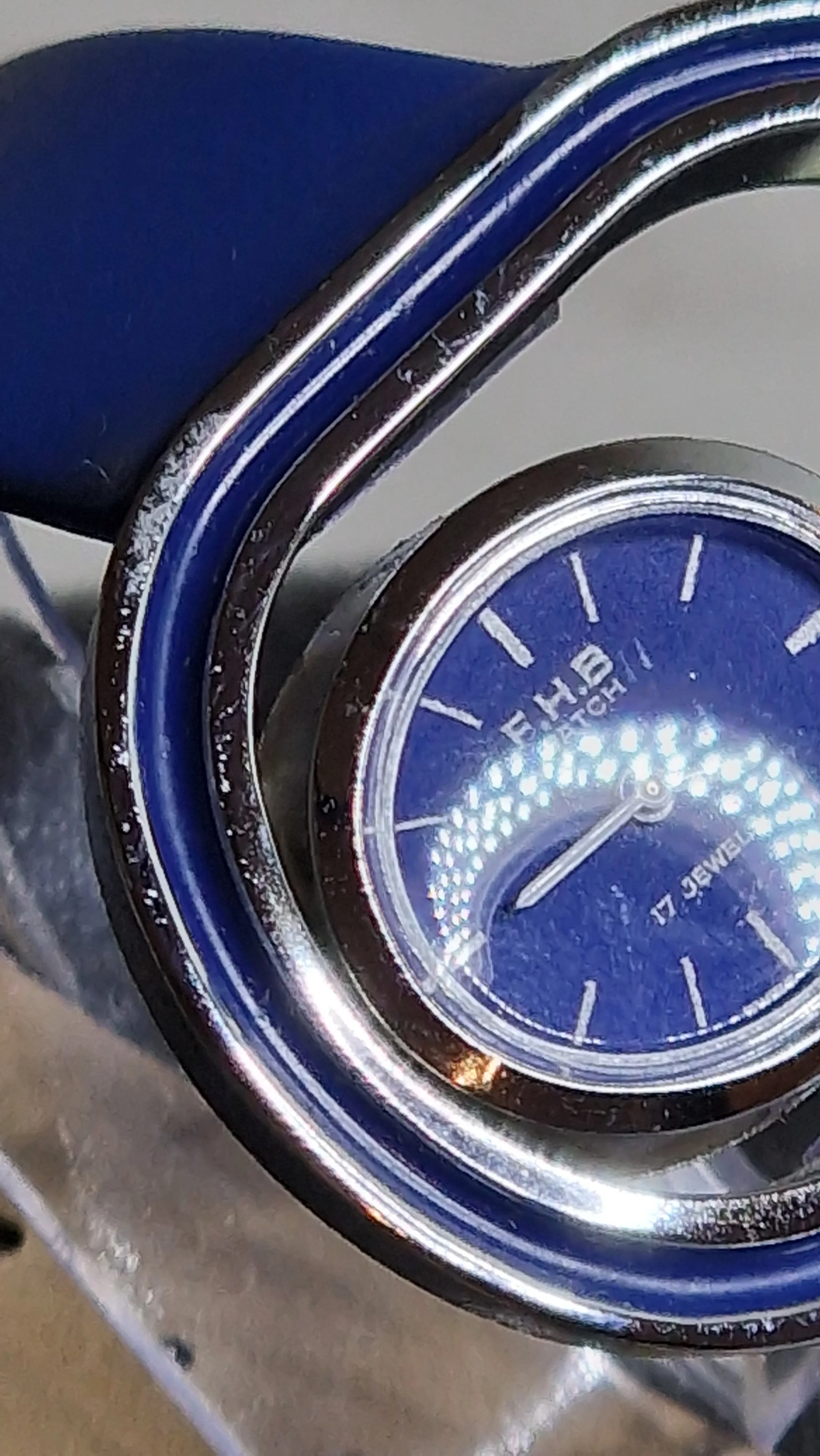 Unworn Vintage Women’s Watch – Hand-Wound, Late 1960s, Swiss Made, Blue Strap 2