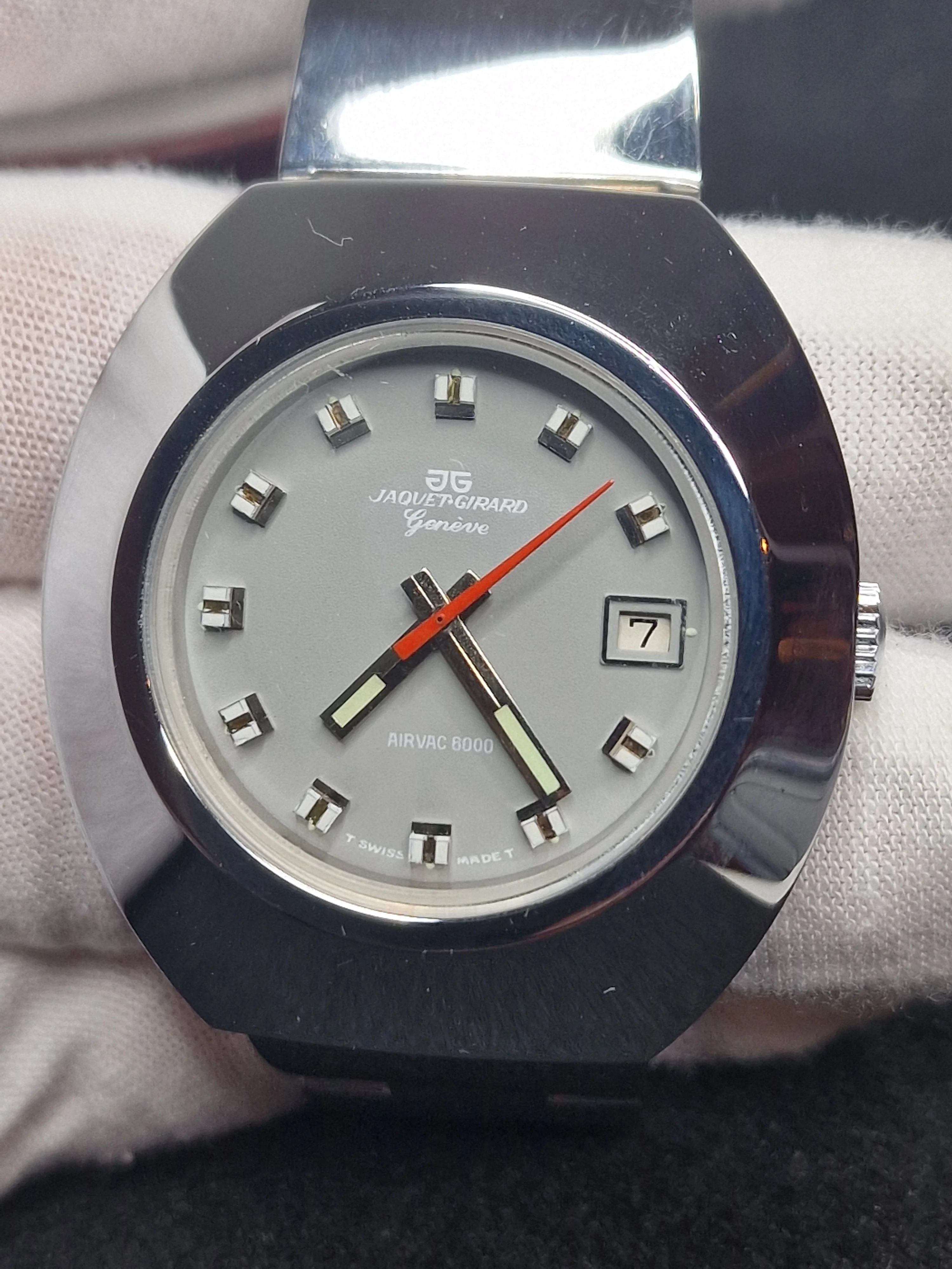 ⌚ High-Quality Vintage Diver’s Watch – Jaquet Girard “Airvac 6000” | Automatic | Swiss Made | NOS | 1960s/70s 3