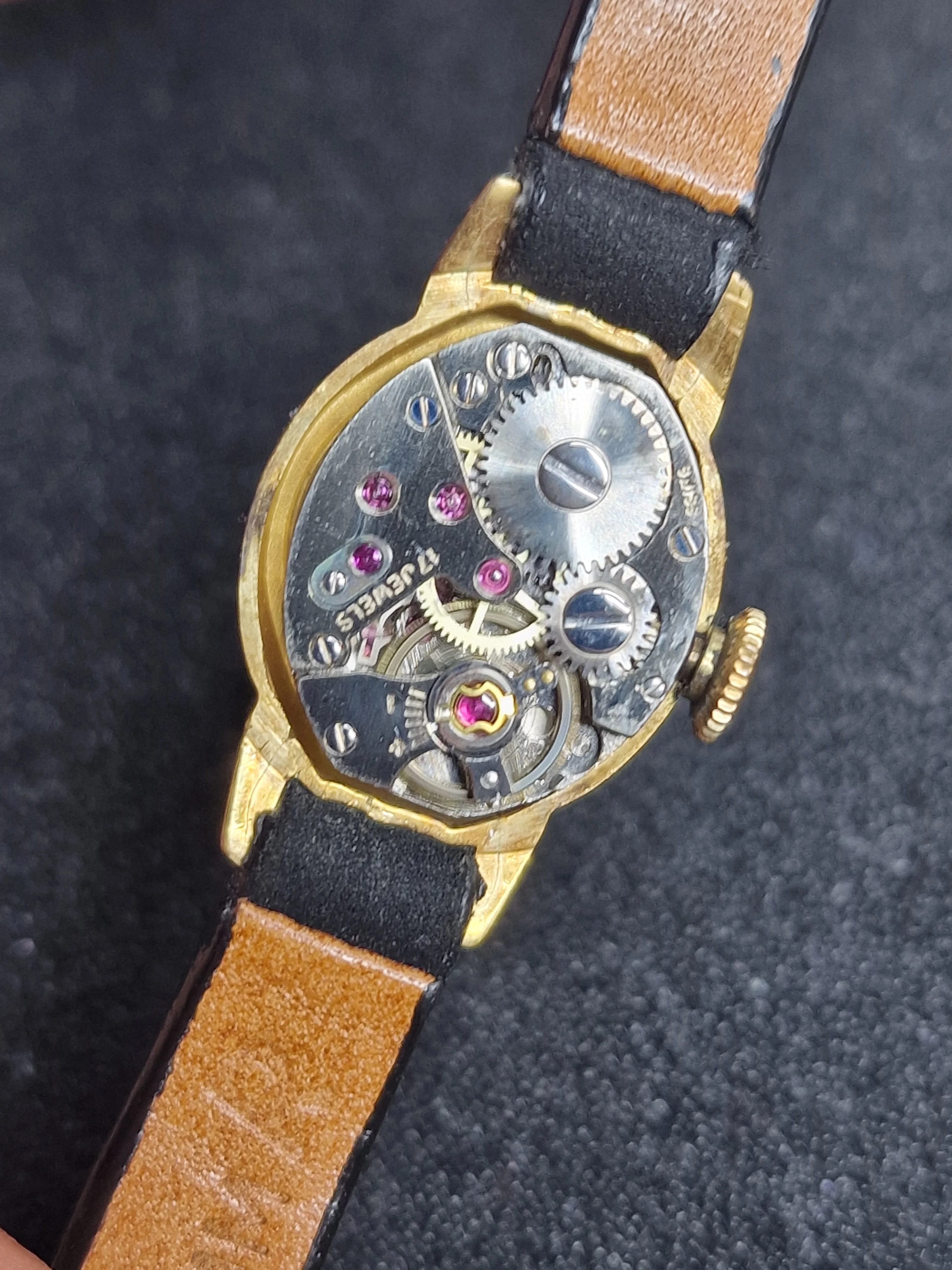 💎 Vintage EFFEM Watch – 17 Jewels | Incabloc | Gold-Plated | Art Deco Style | 15mm 9