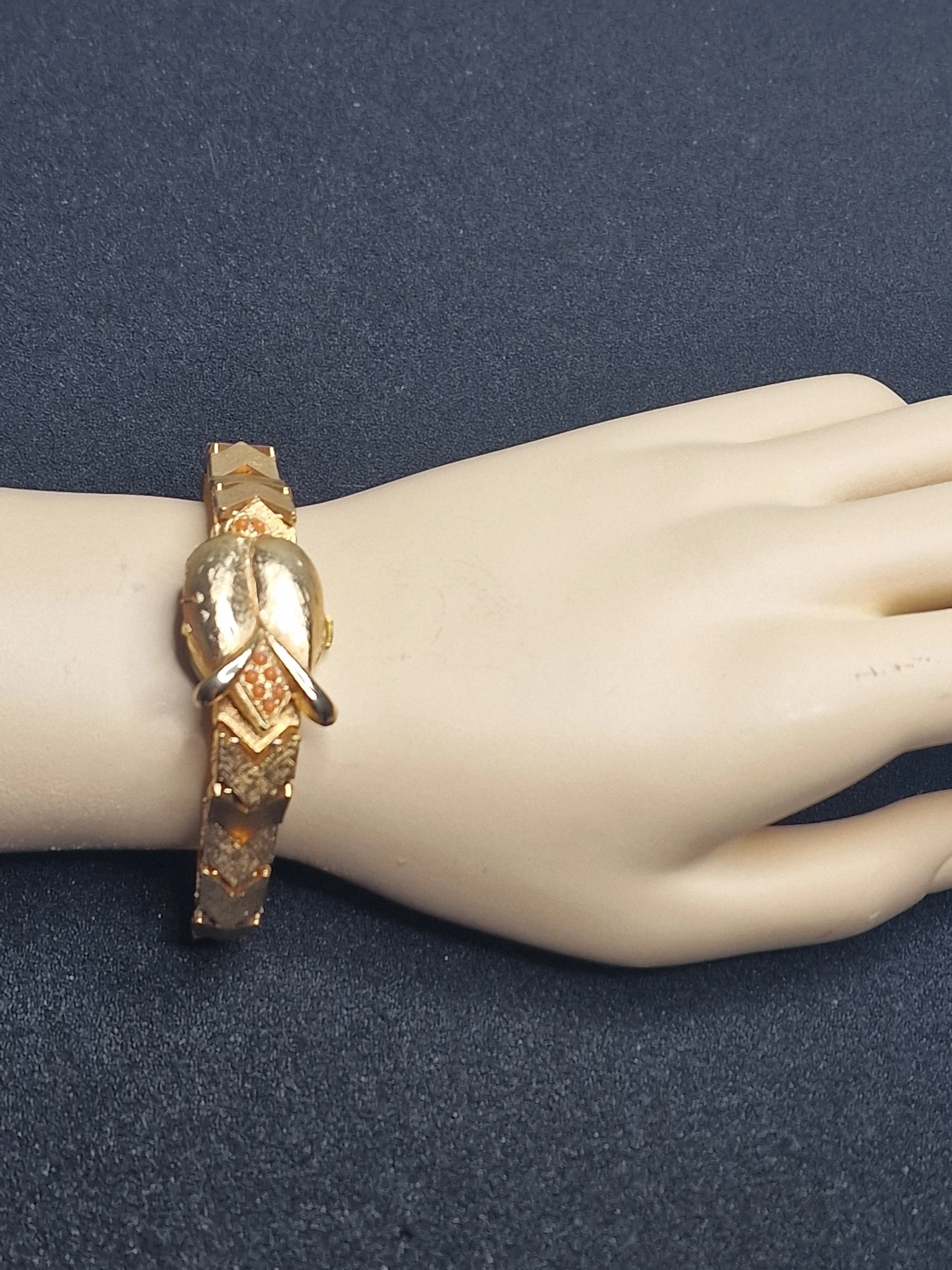 Vintage Ladies’ Jewelry Watch – SAMBA De Luxe – Hand-Wound – Swiss Made – 1960s – NOS 2