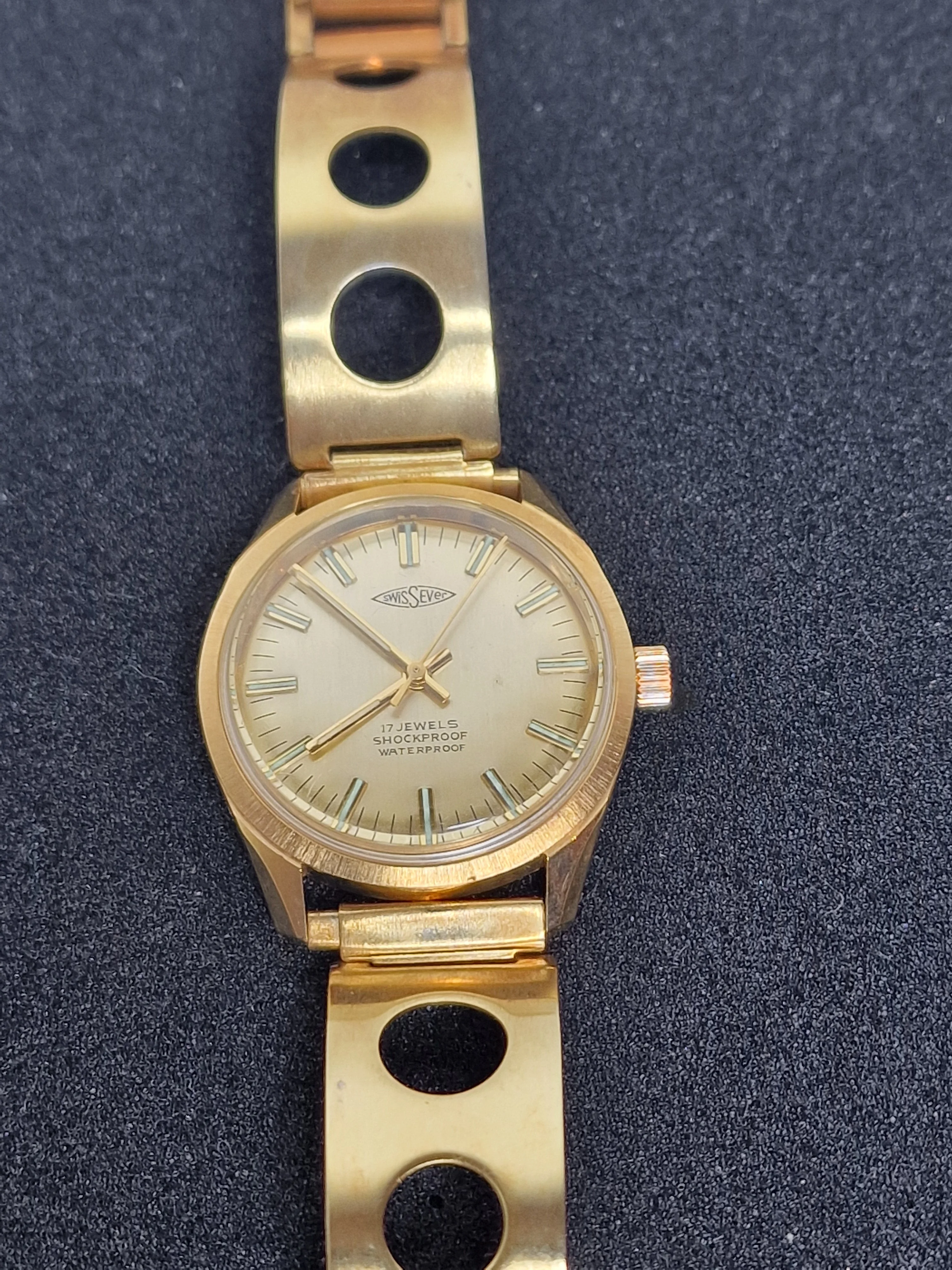 Vintage Watch – SWISSEVER – Hand-Wound – Swiss Made – 1960s – NOS