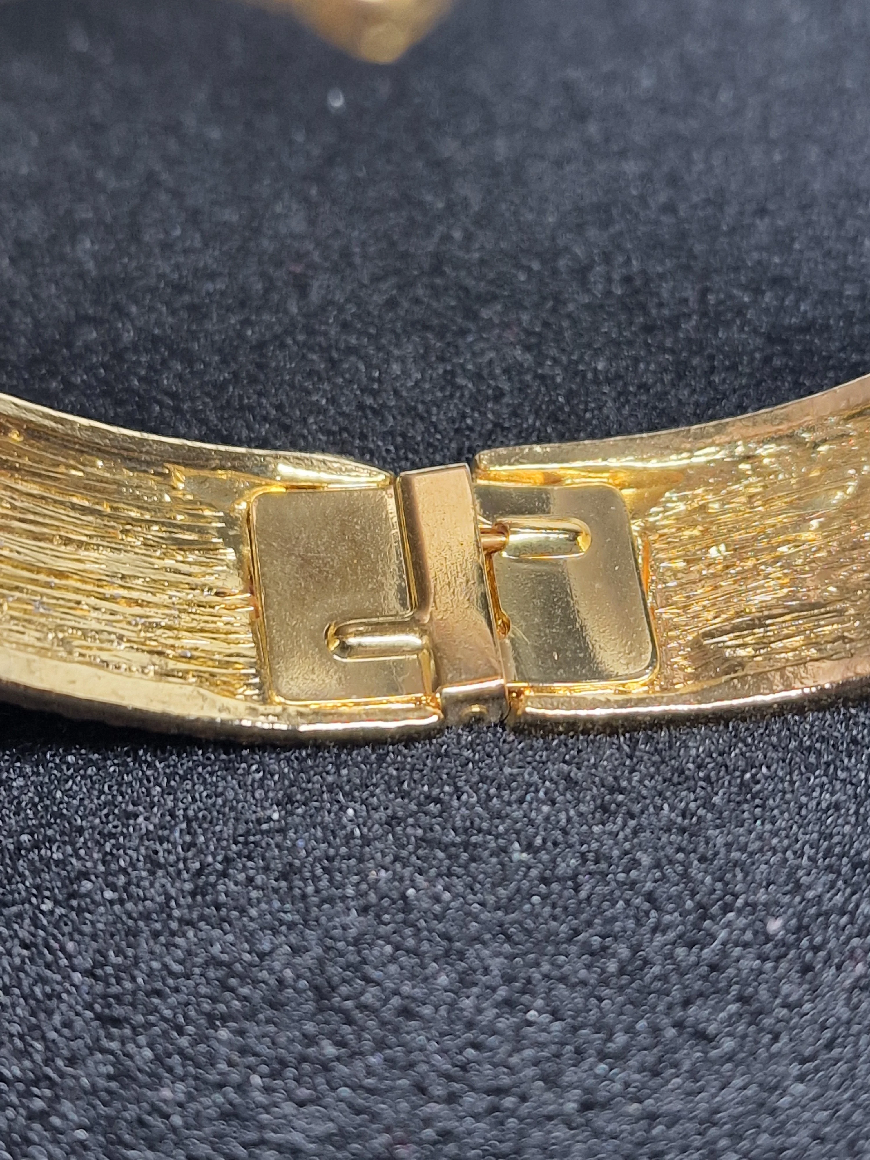 💎 Vintage Ladies’ Clasp Watch – RAVISA | Hand-Wound | Swiss Made | 1960s | NOS 11
