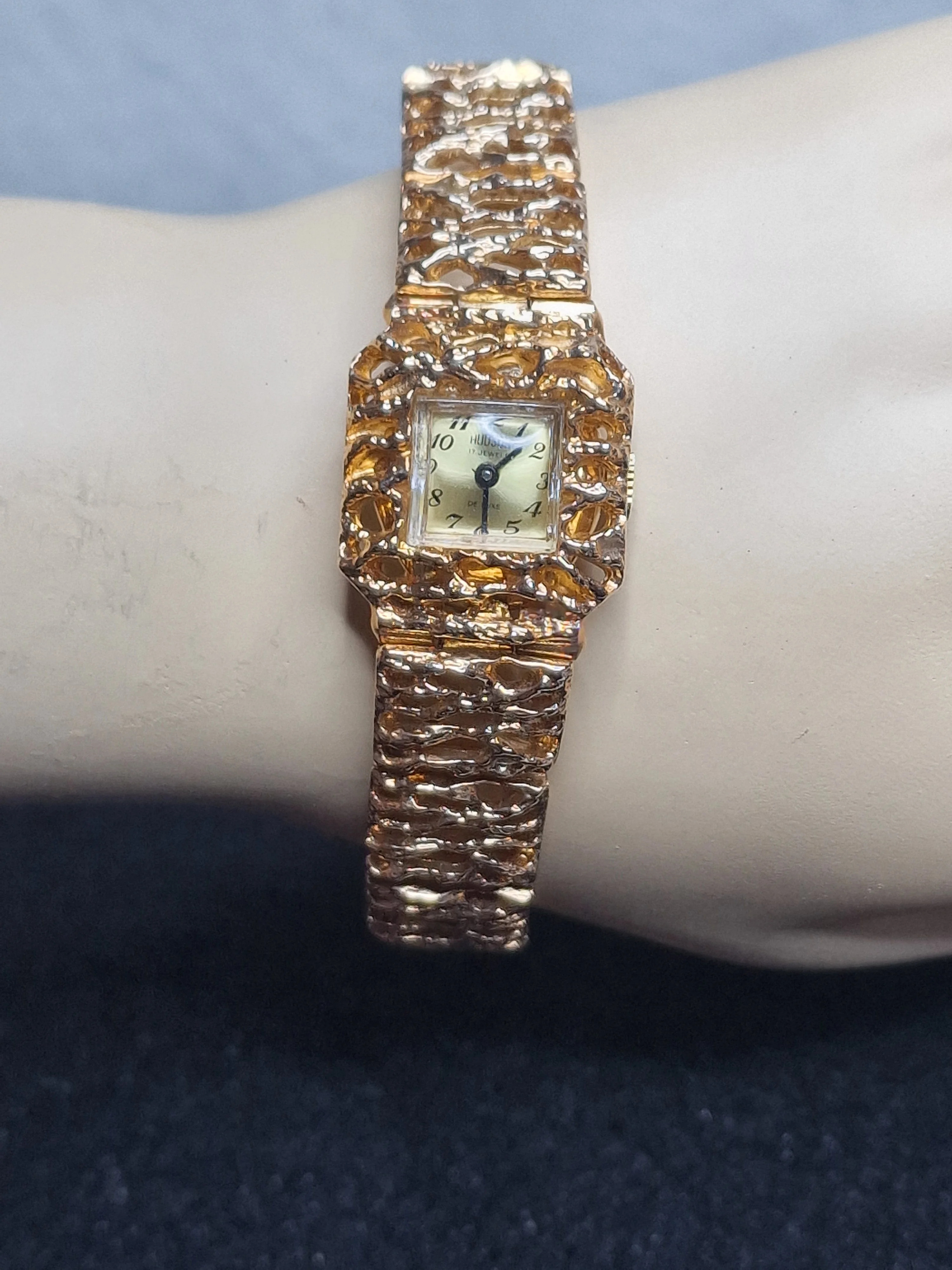 Vintage Ladies’ Watch – HUDSON de Luxe – Hand-Wound – Swiss Made – 1960s – NOS 10