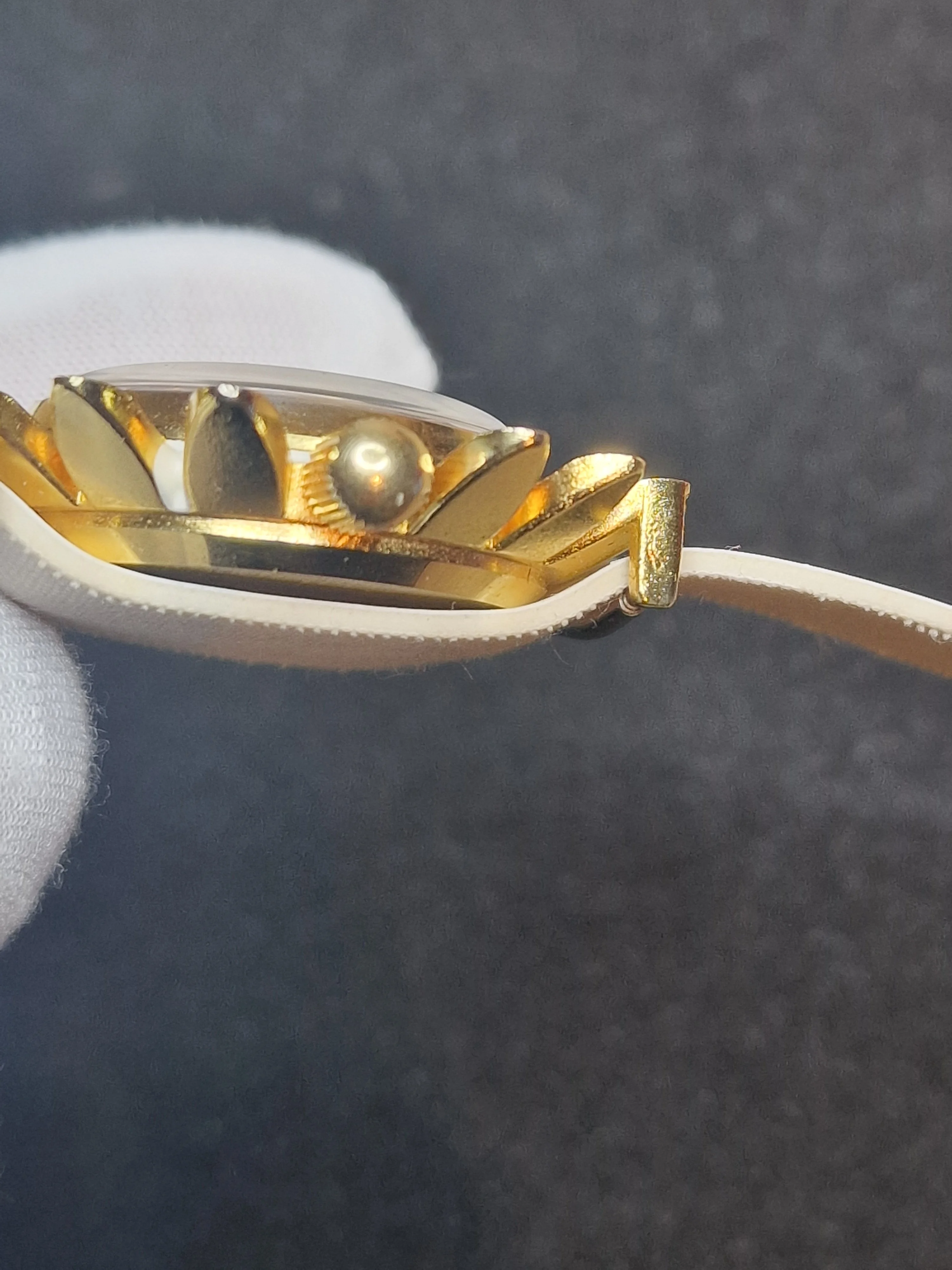Vintage Ladies' Watch Old York from the 1960s/70s – Unworn, Mechanical 3