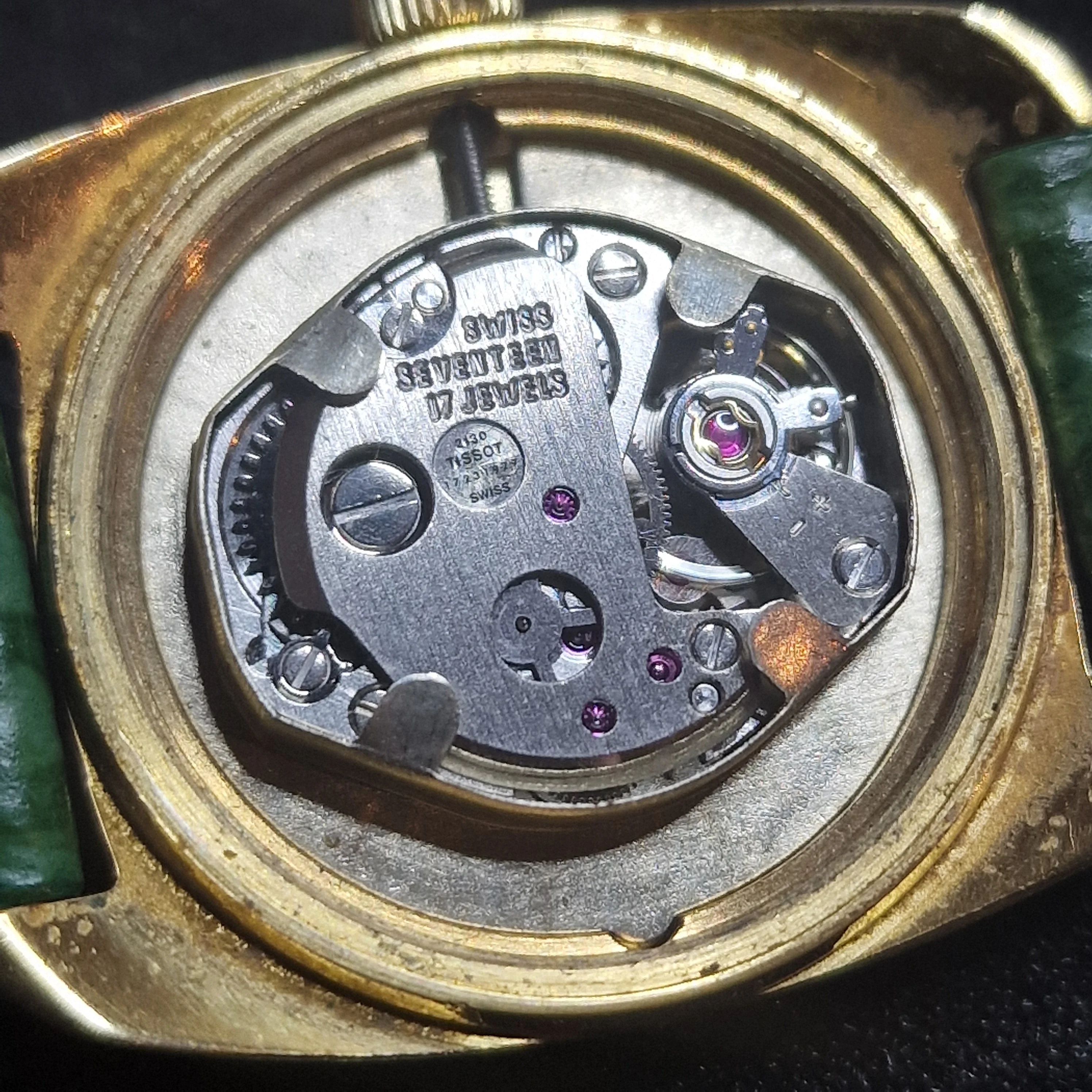 Vintage Mechanical Watch "TISSOT ACTUALIS" – Ladies, Hand-Wound, 26 x 33 mm 10