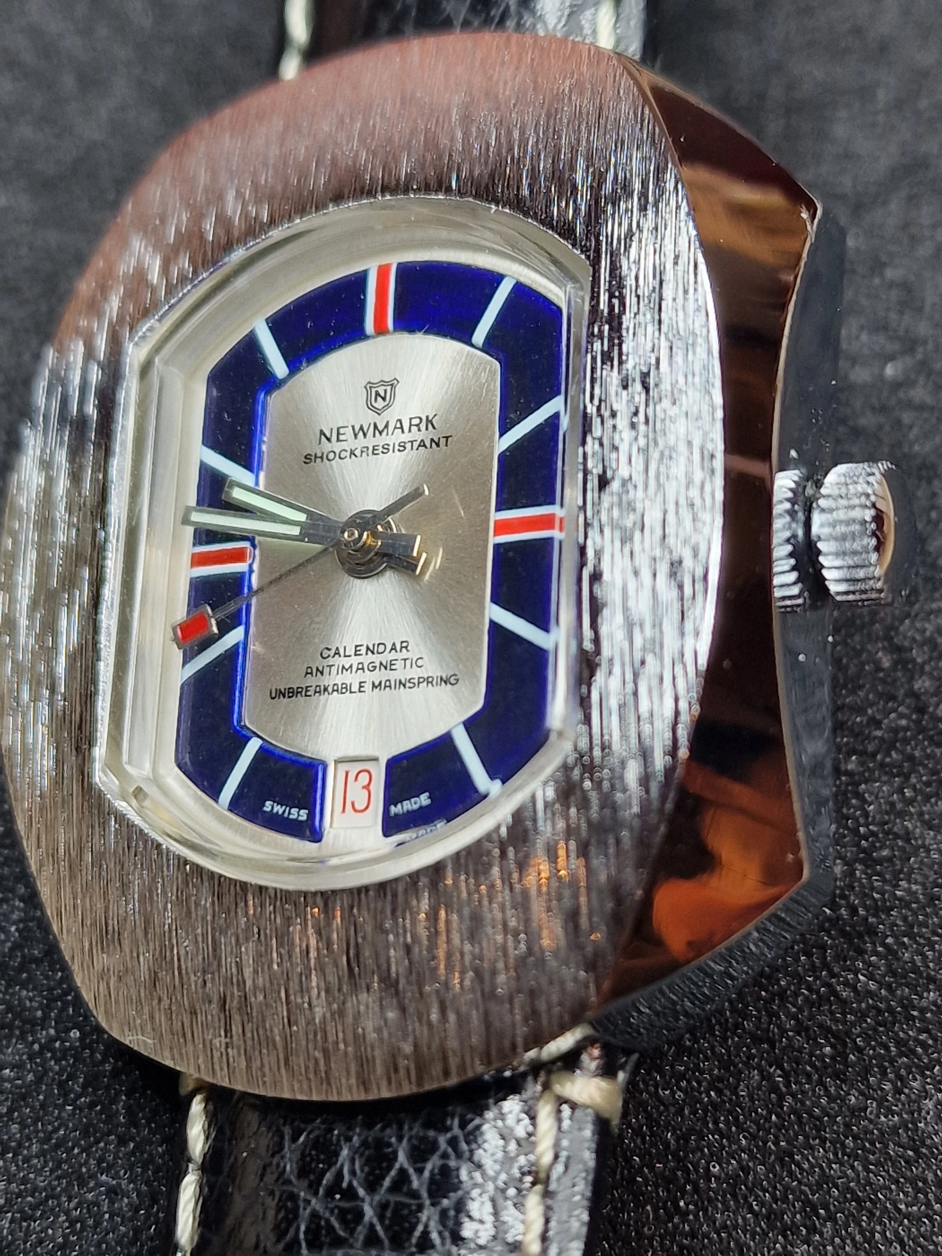 Vintage Men's Newmark Calendar Watch with Hand-Wound Movement 60s 7
