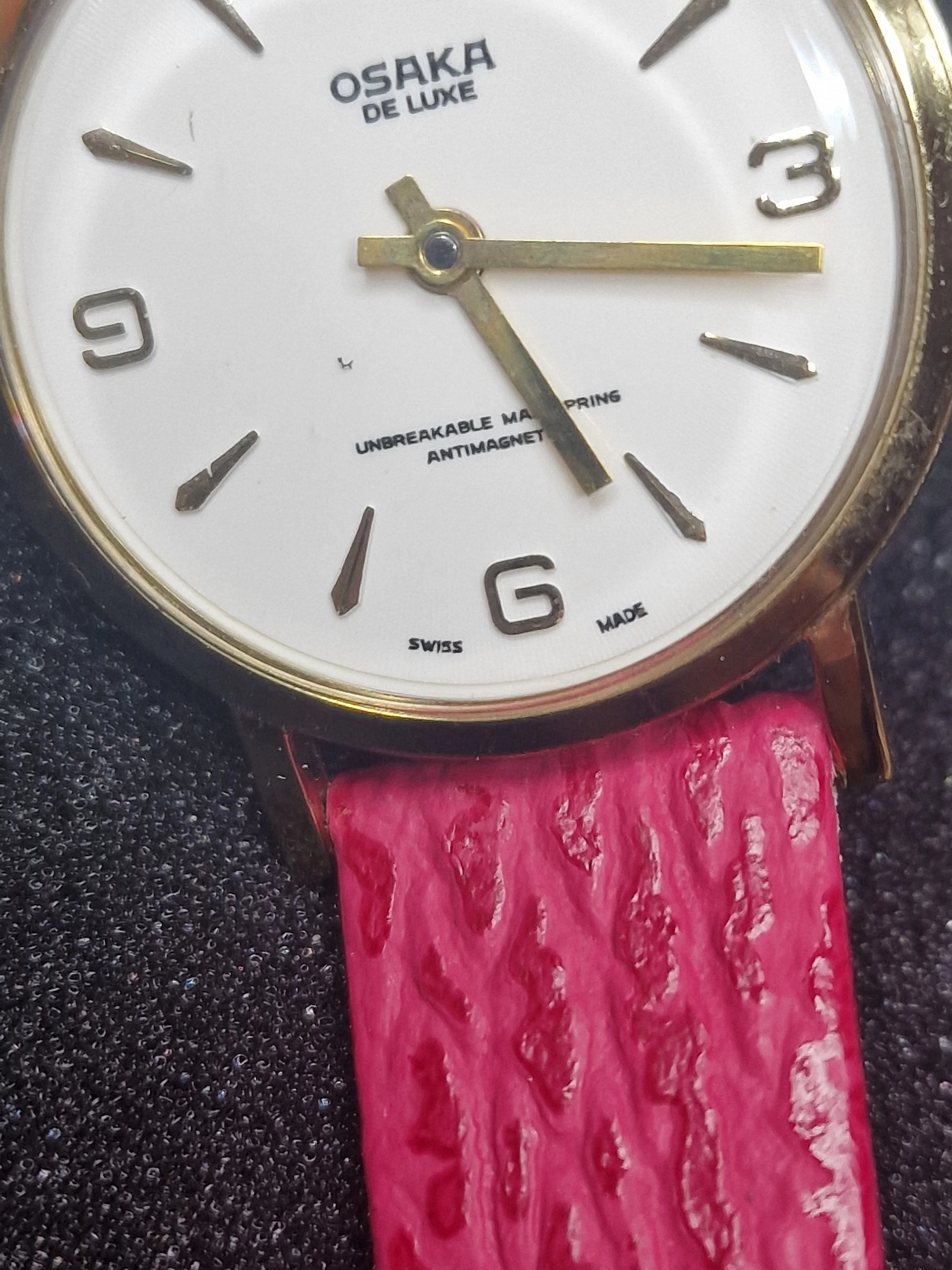 Old Vintage Watch OSAKA De Luxe from the 60s-70s, with Hand-Wound Movement 1