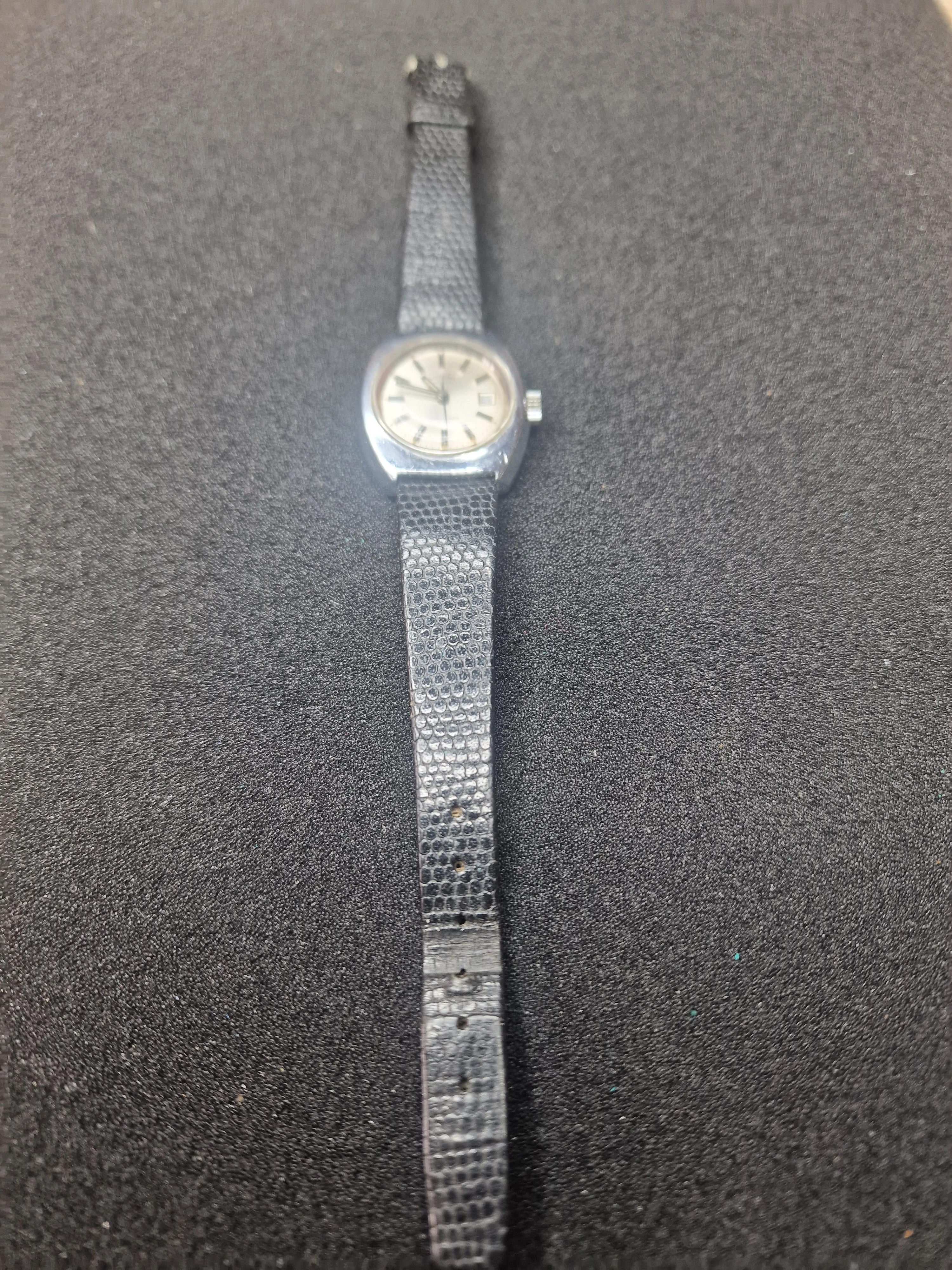 Vintage Rotary Automatic Watch – 22mm – Swiss Made 5