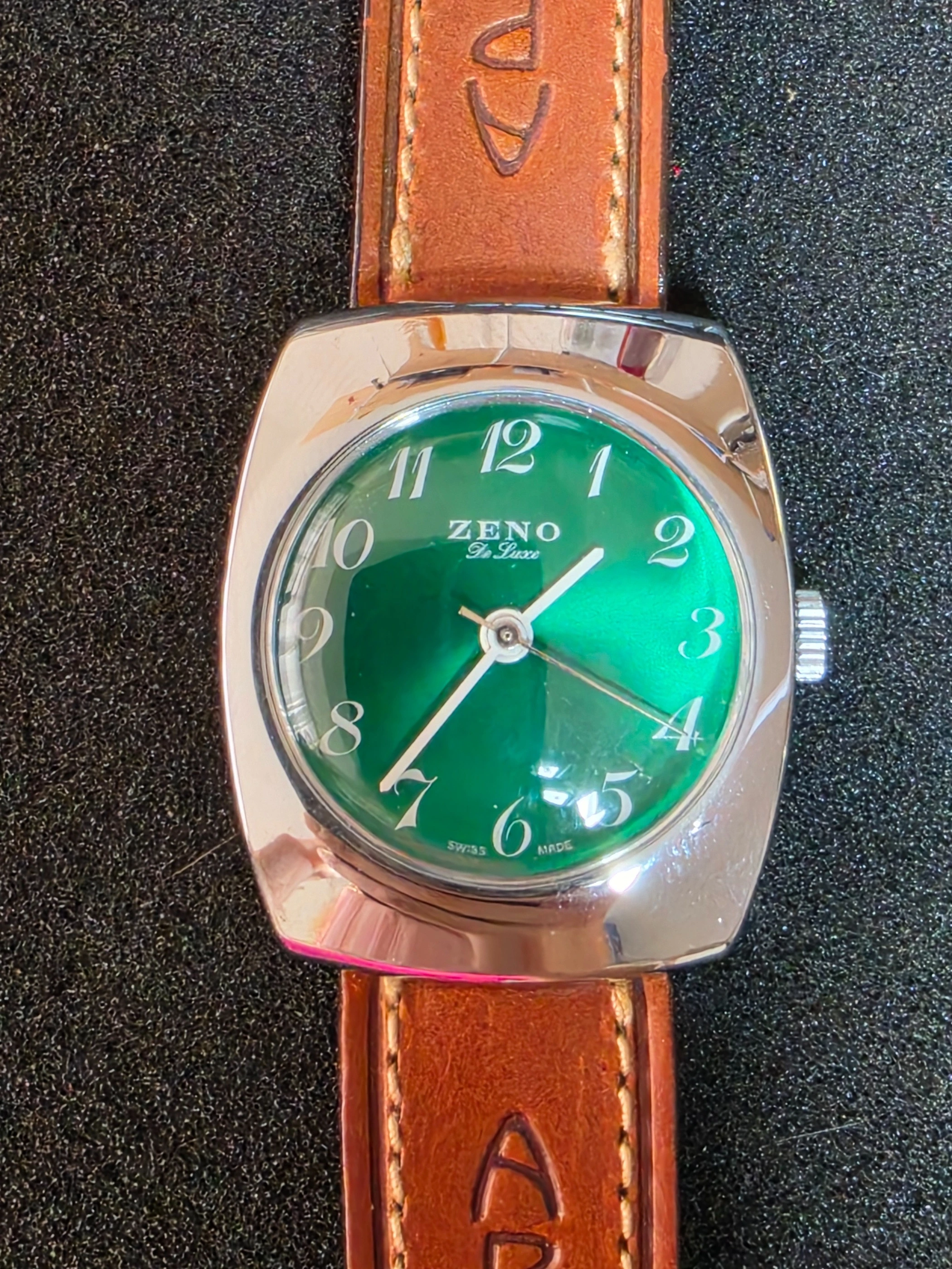 Zeno De Luxe – 1960 – NOS – Green Dial 1
