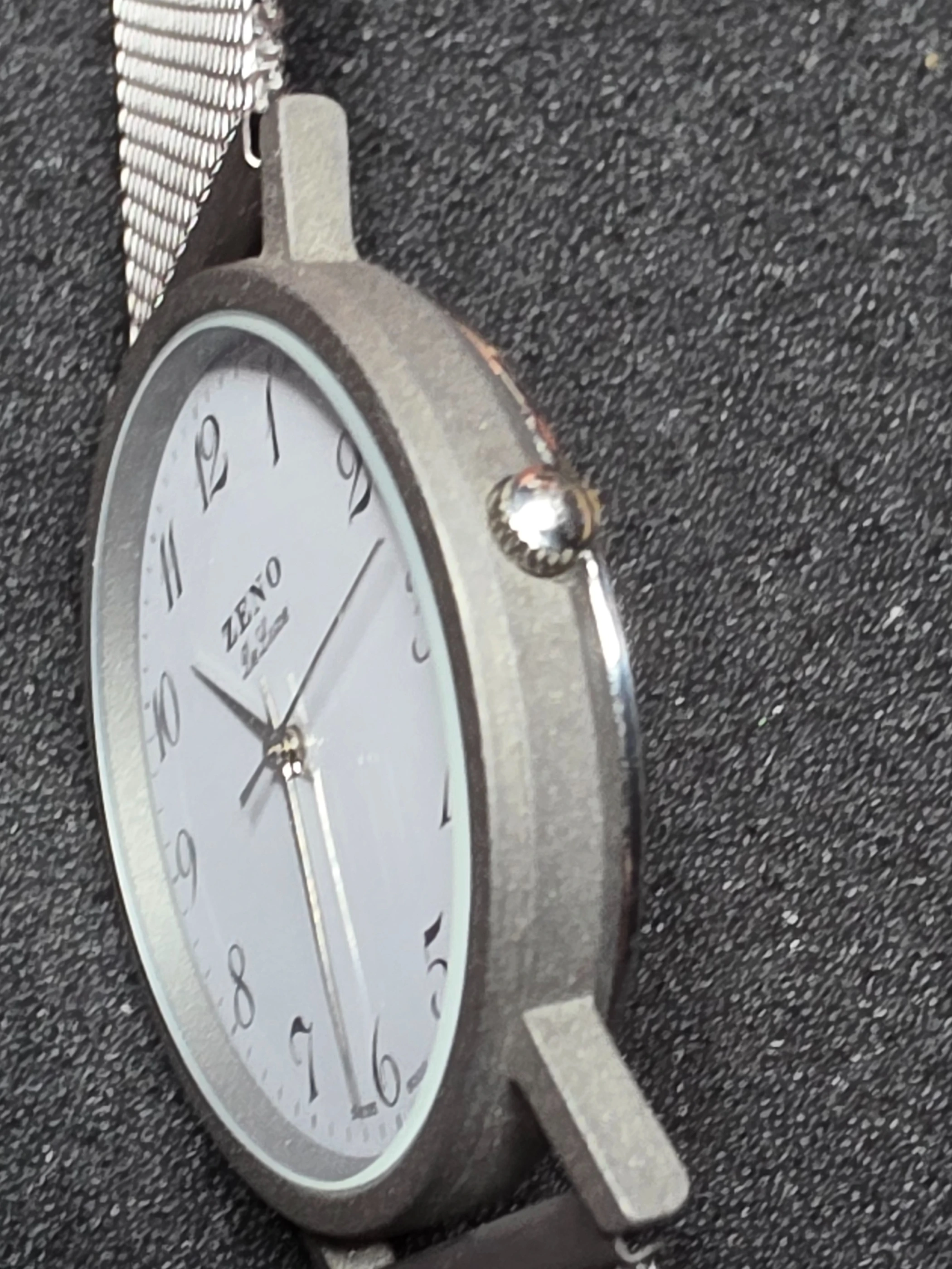 Zeno De Luxe – 1980 – NOS – Swiss Made 3